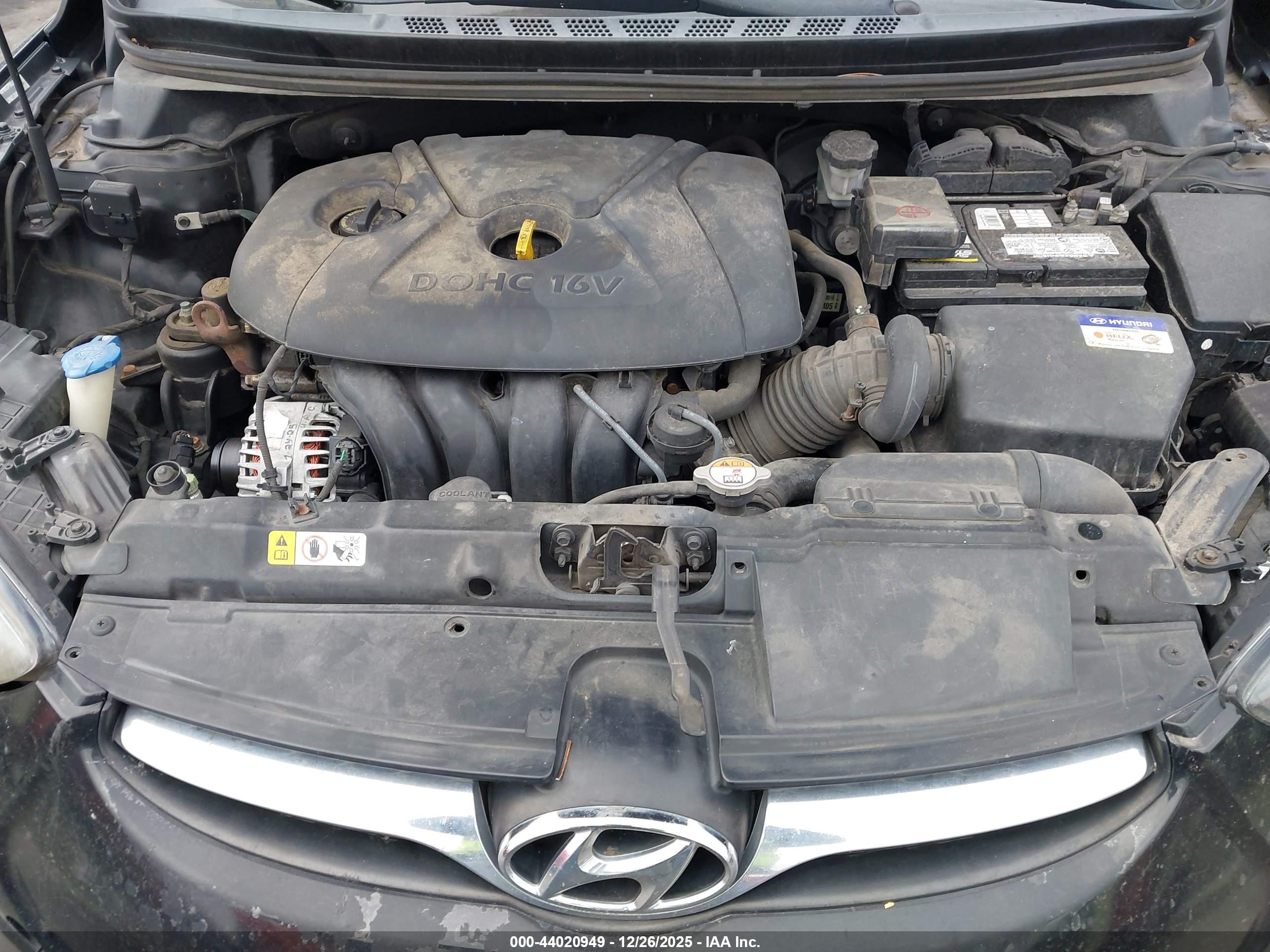 HYUNDAI ELANTRA image 10