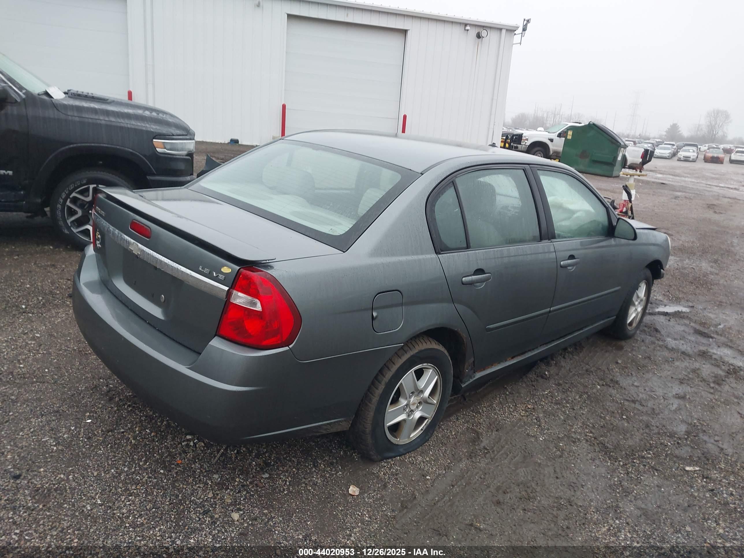 CHEVROLET MALIBU image 4