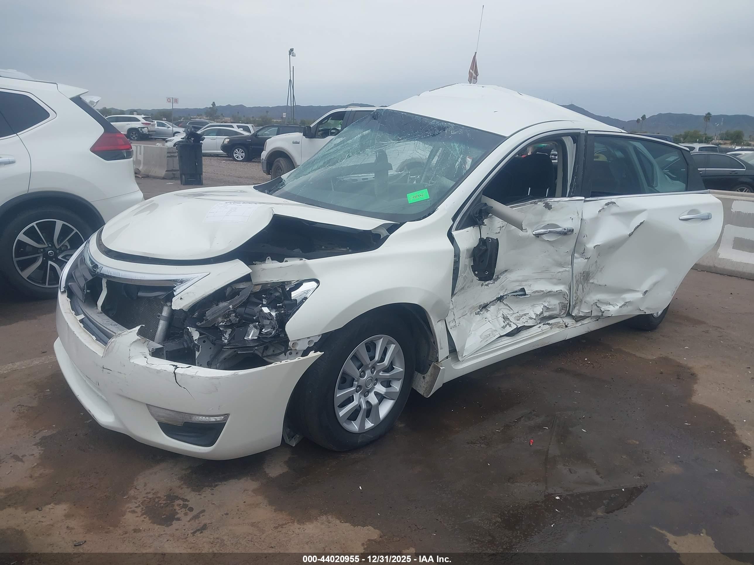 NISSAN ALTIMA image 2