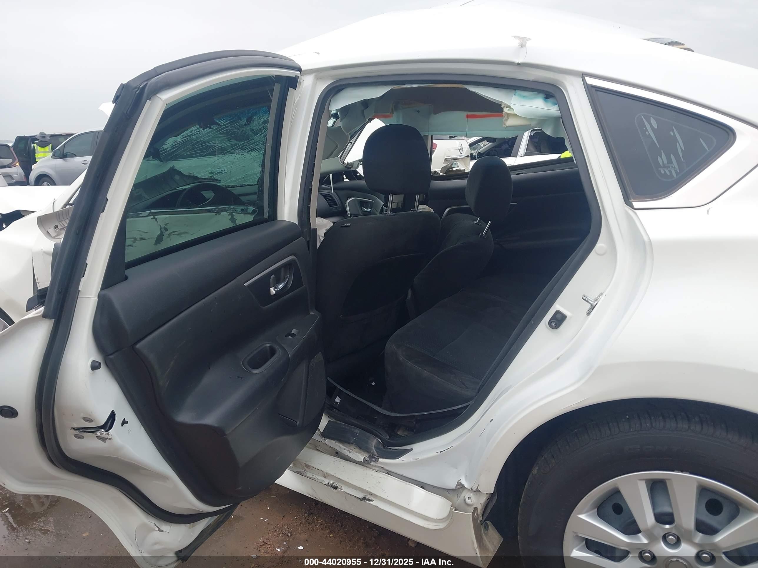 NISSAN ALTIMA image 8