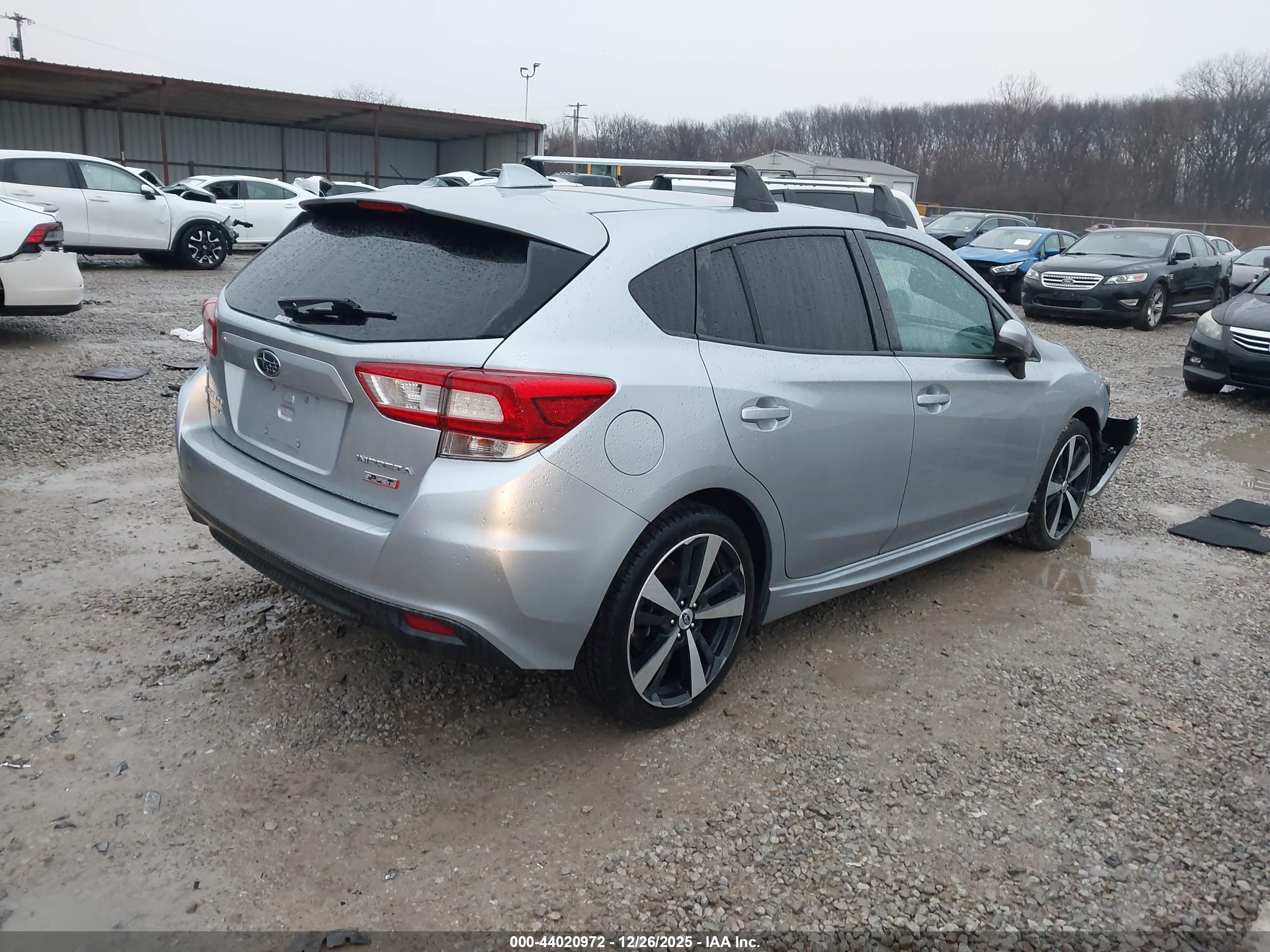 SUBARU IMPREZA image 4