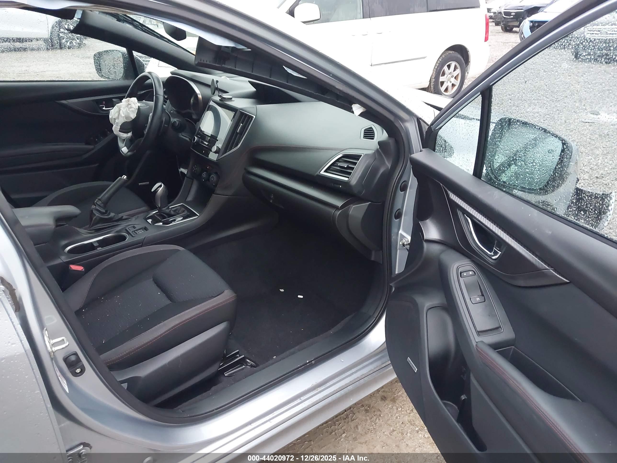 SUBARU IMPREZA image 5