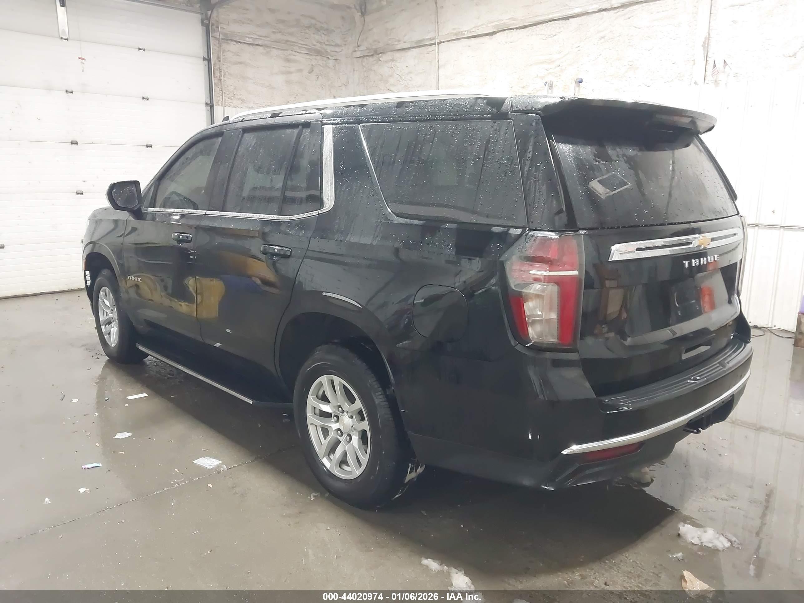 CHEVROLET TAHOE image 3