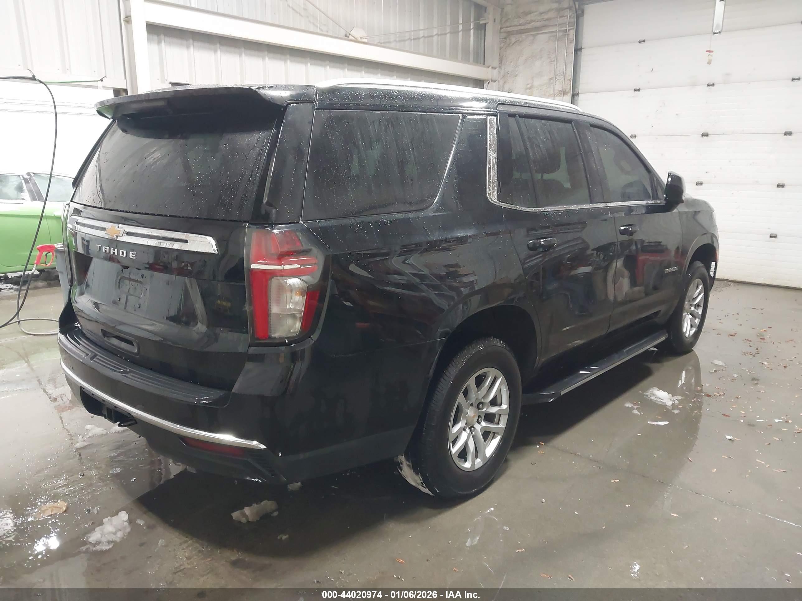CHEVROLET TAHOE image 4