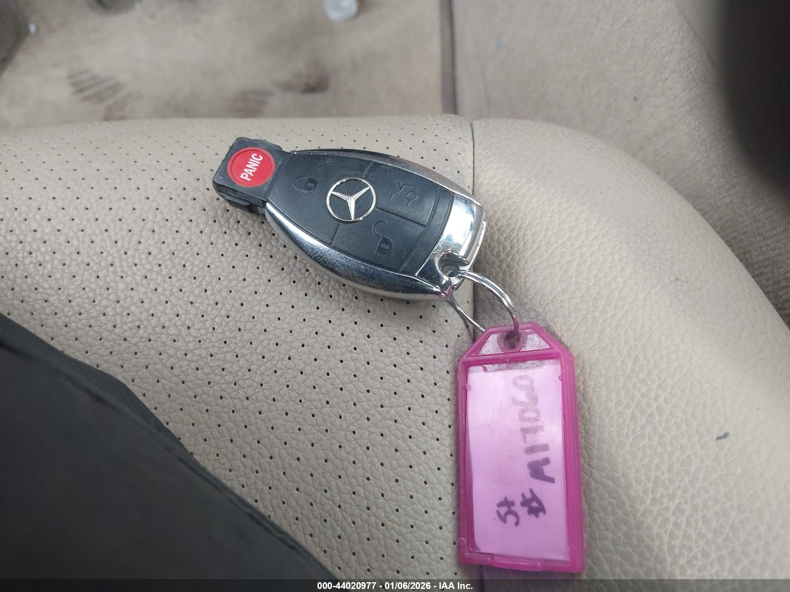 MERCEDES-BENZ C image 11