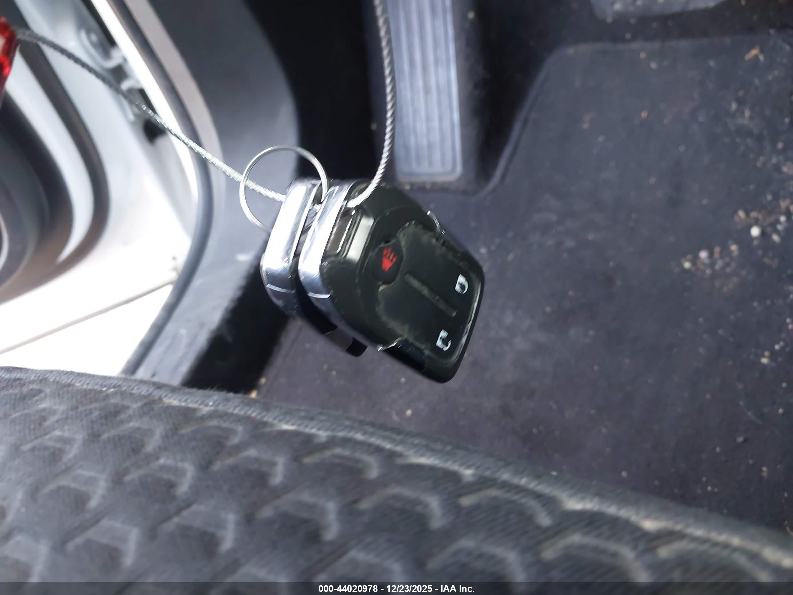 GMC ACADIA image 11