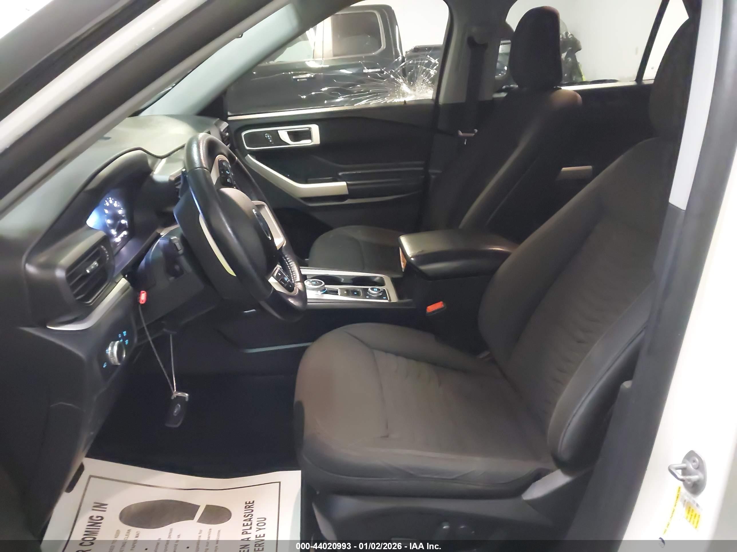 FORD EXPLORER image 5