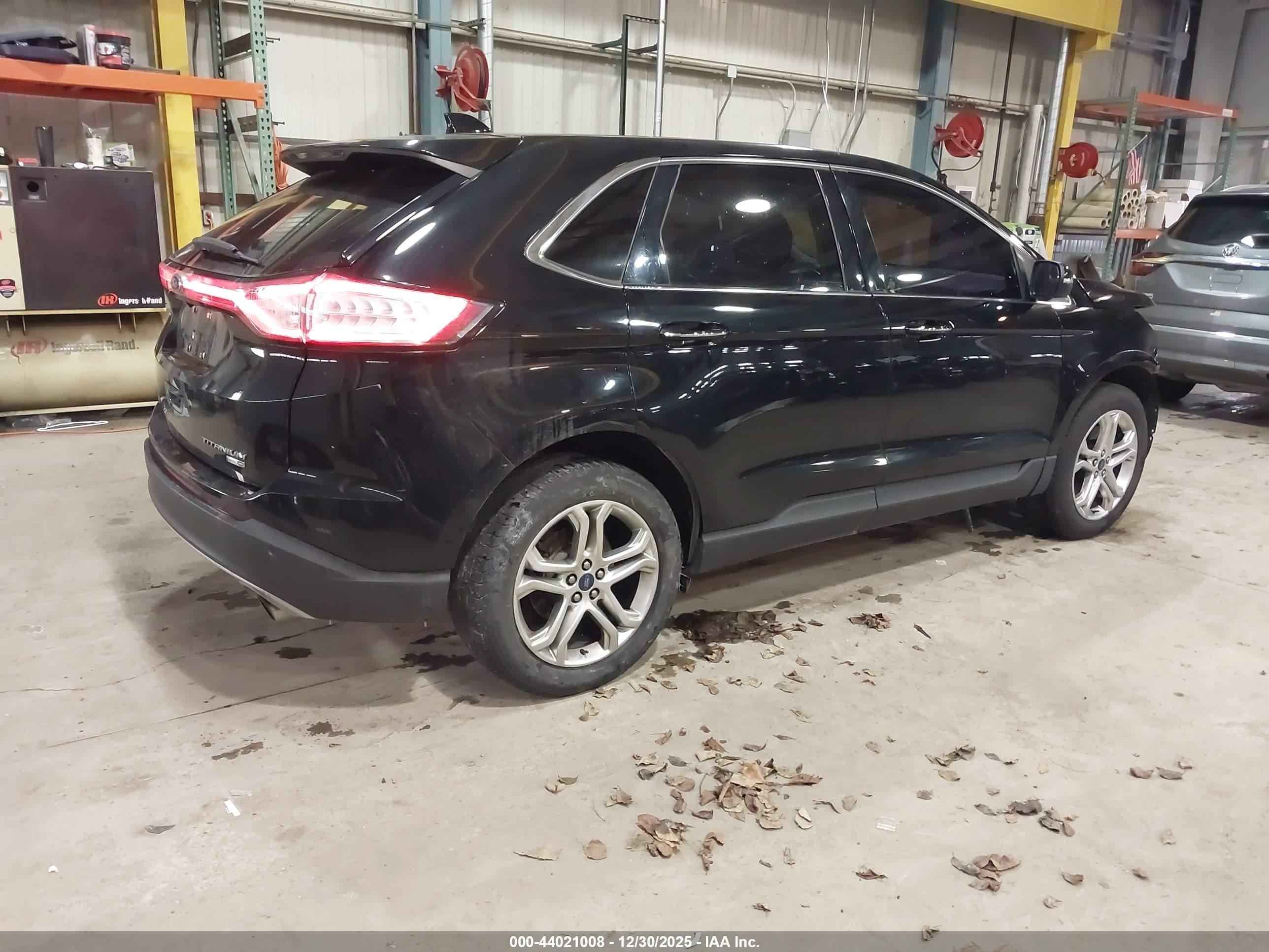 FORD EDGE image 4