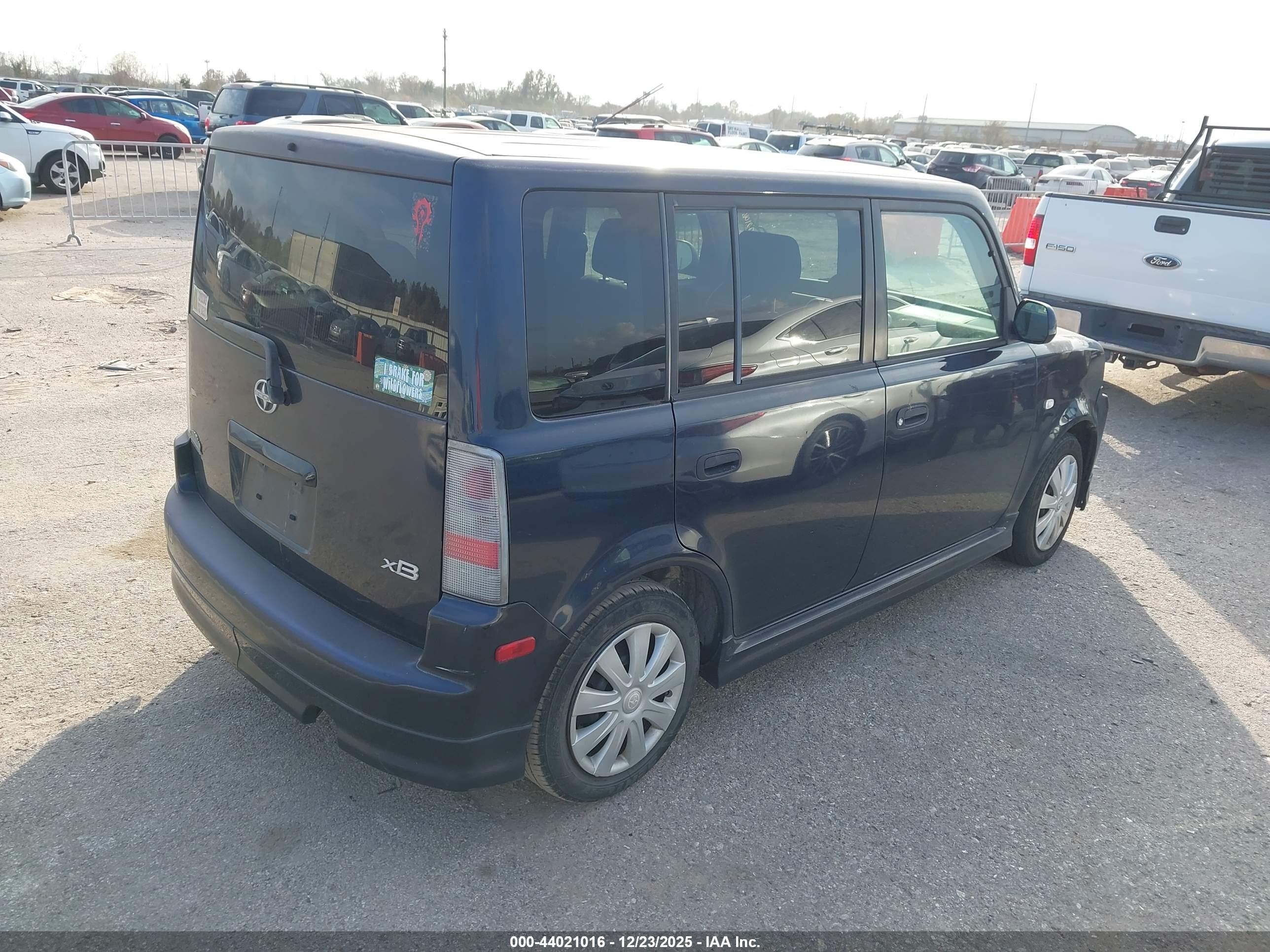 SCION XB image 4