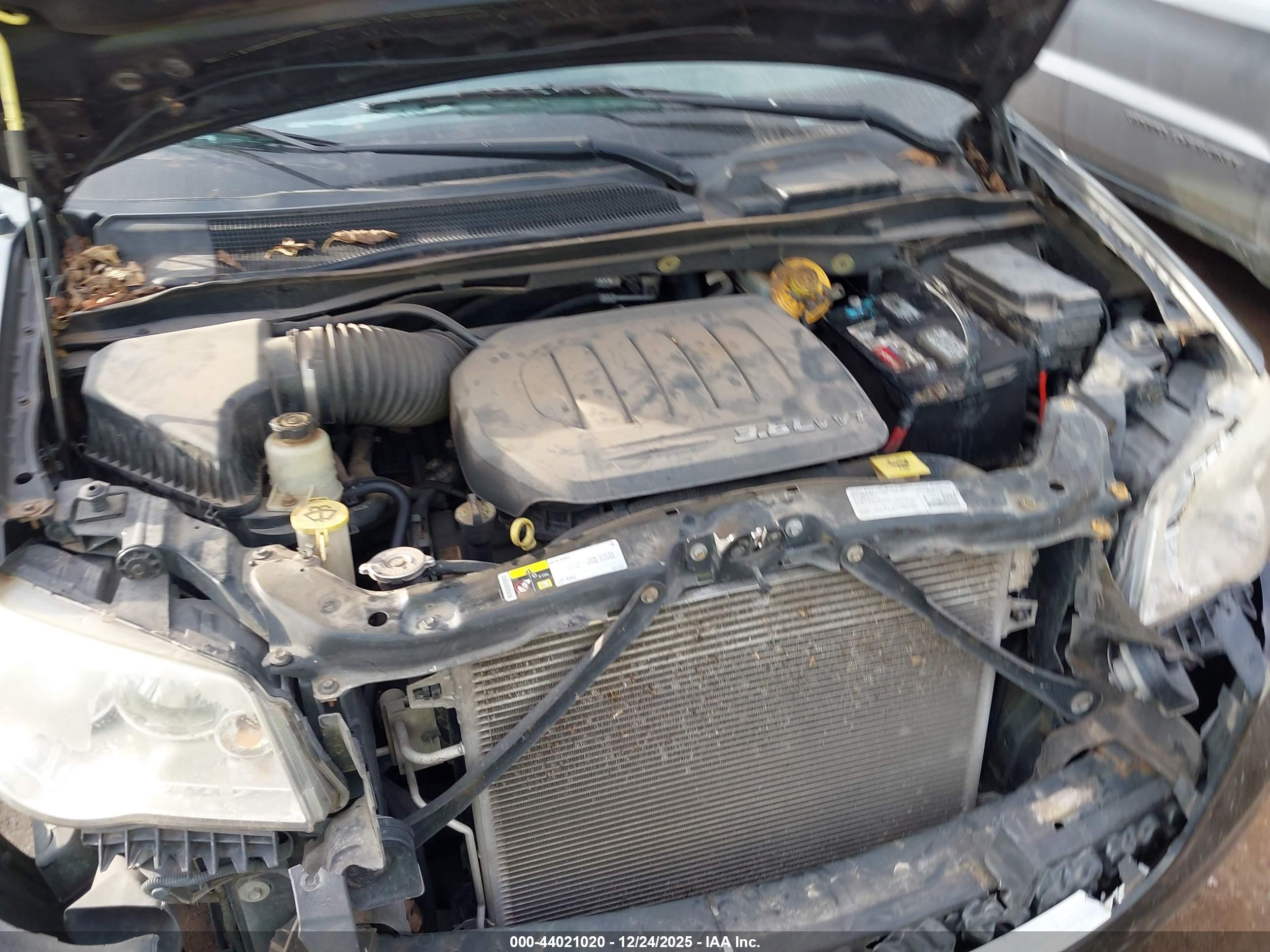 CHRYSLER TOWN image 10