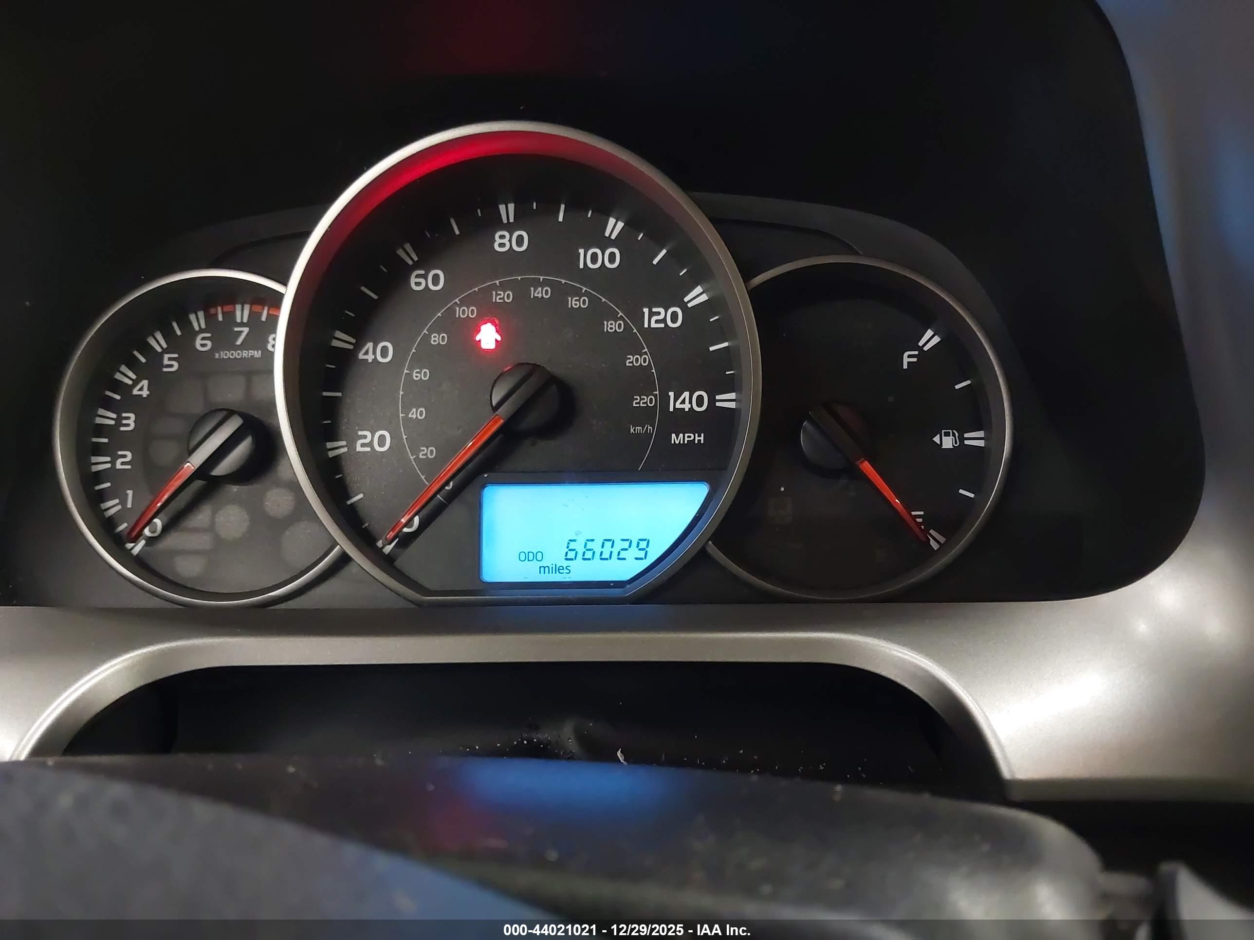 TOYOTA RAV4 image 7