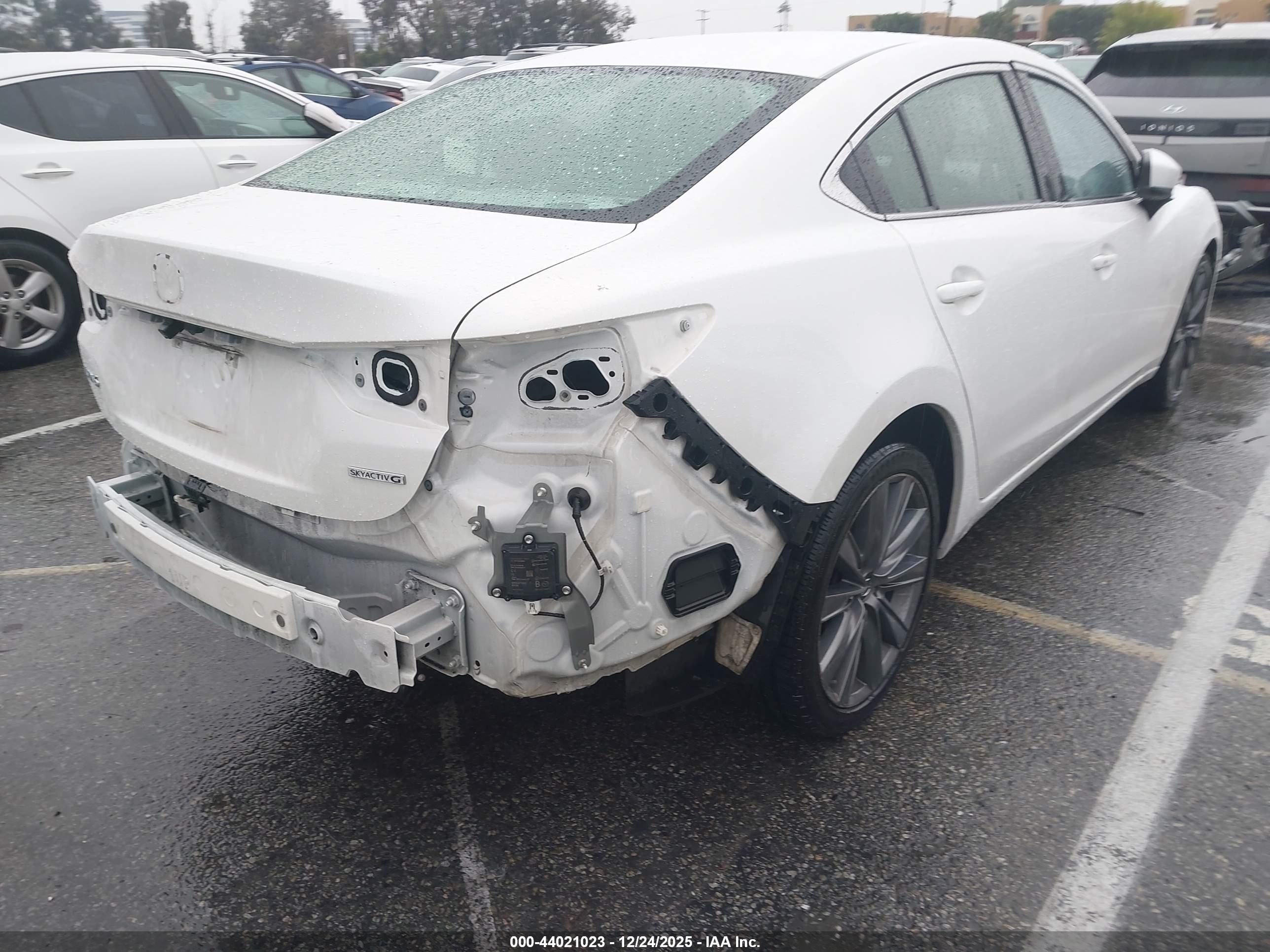 MAZDA MAZDA6 image 4