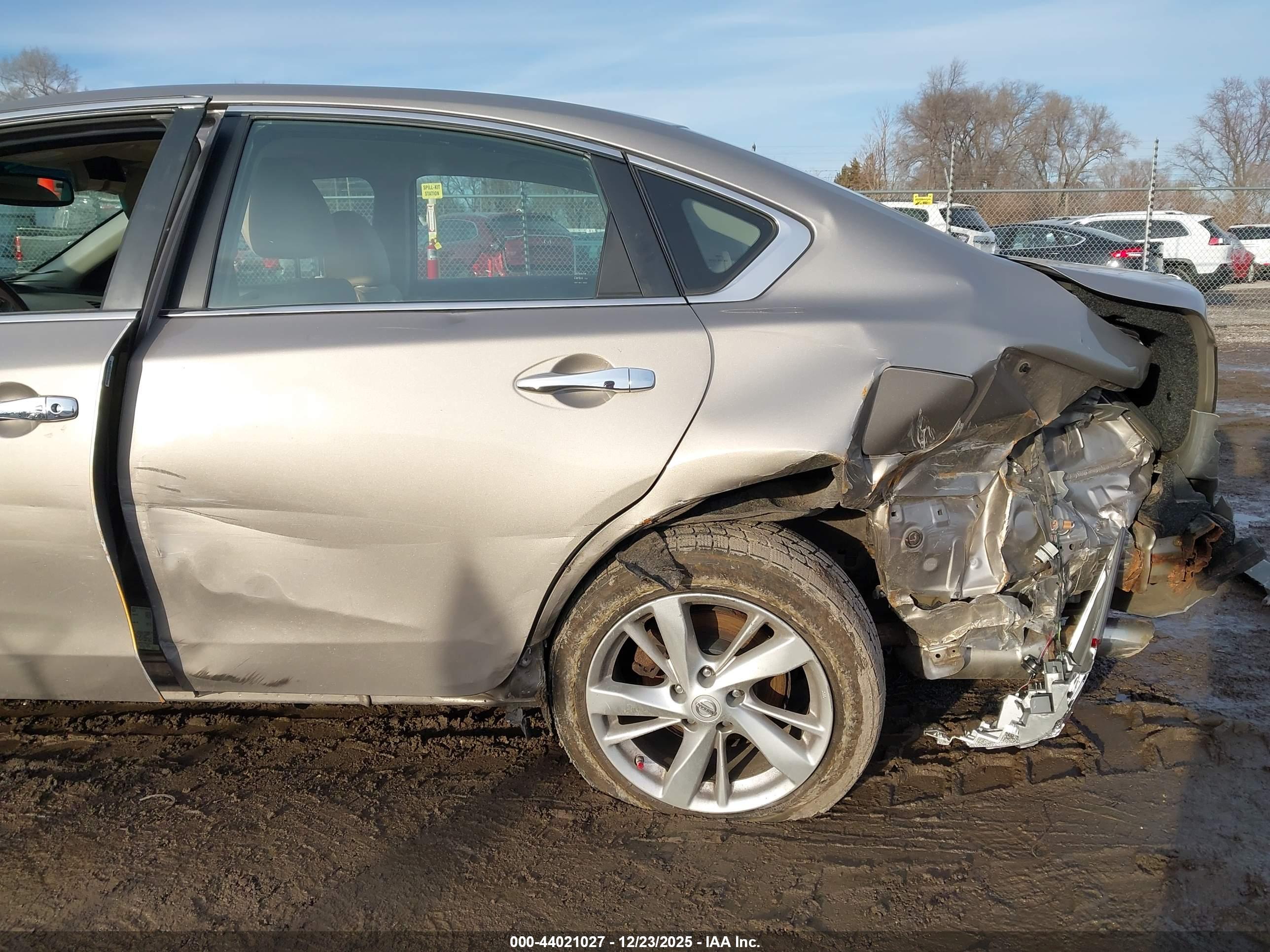 NISSAN ALTIMA image 6