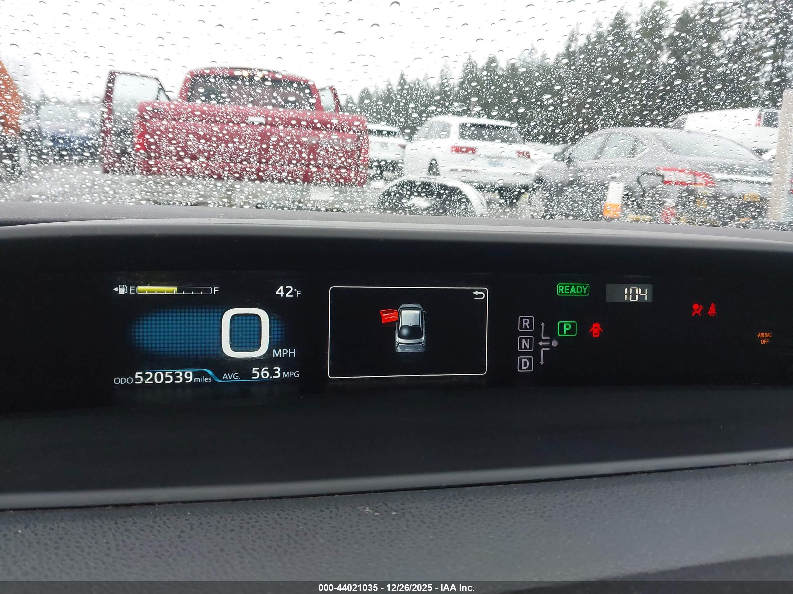 TOYOTA PRIUS image 7