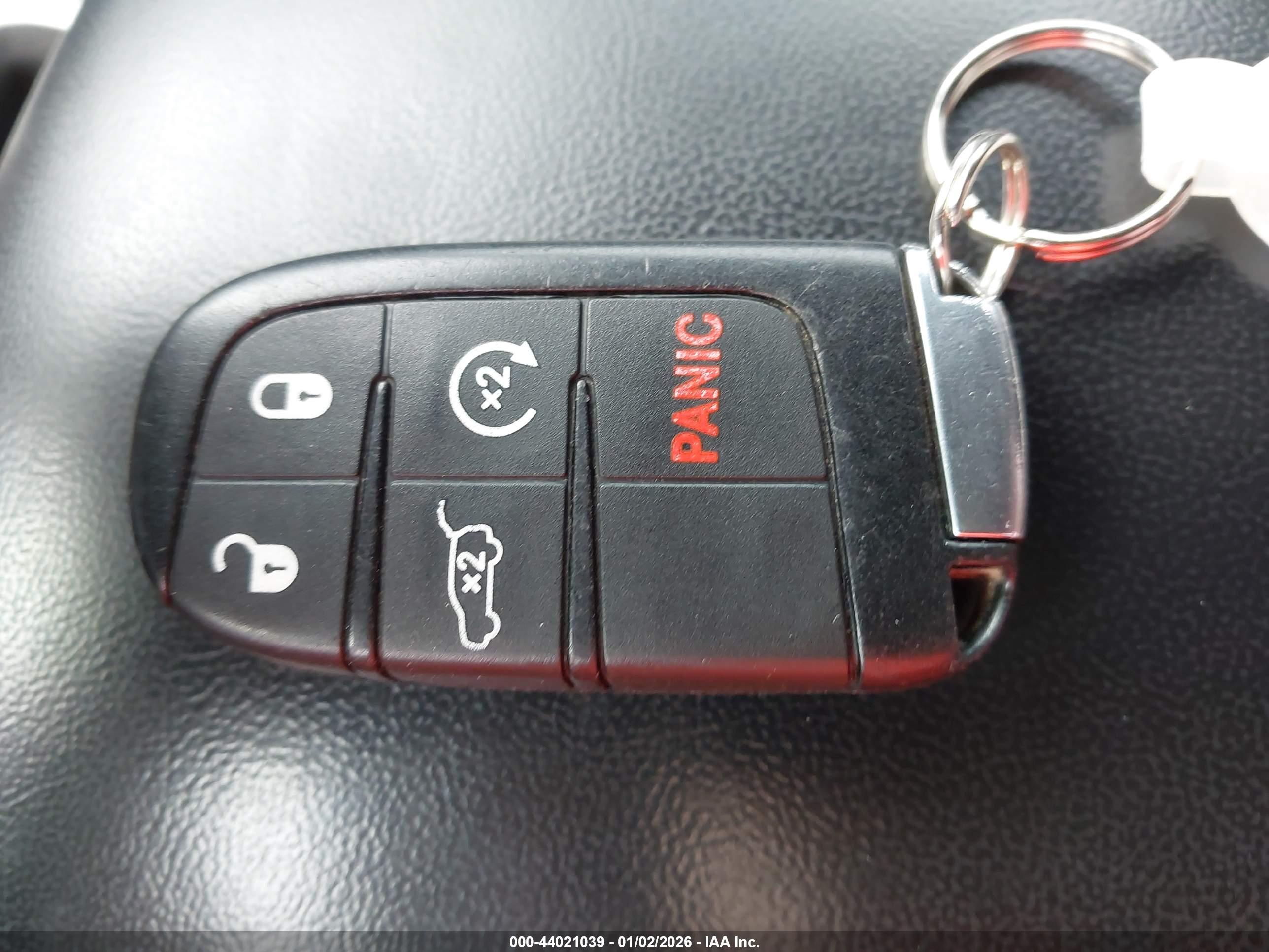 JEEP GRAND image 11