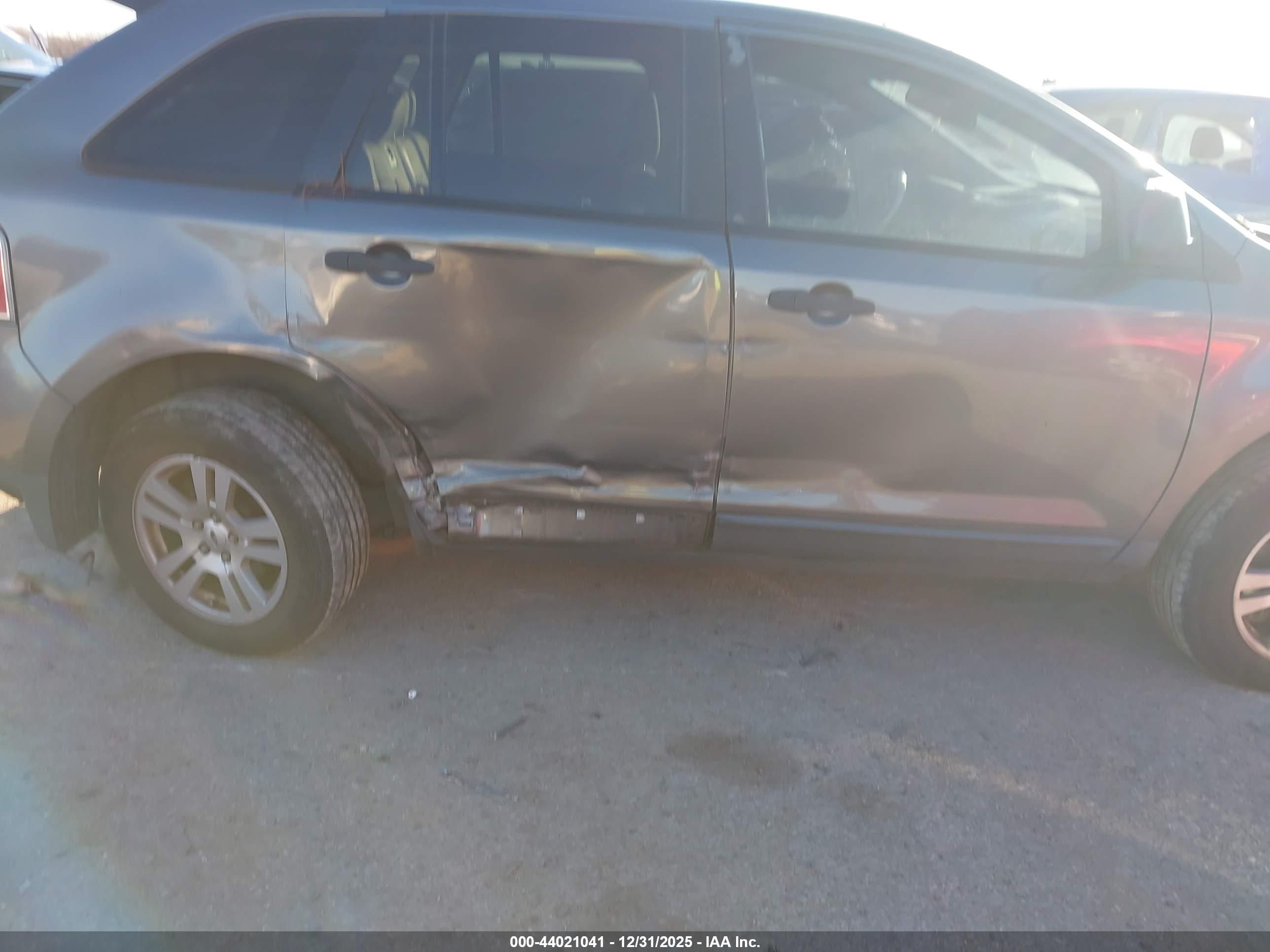 FORD EDGE image 6
