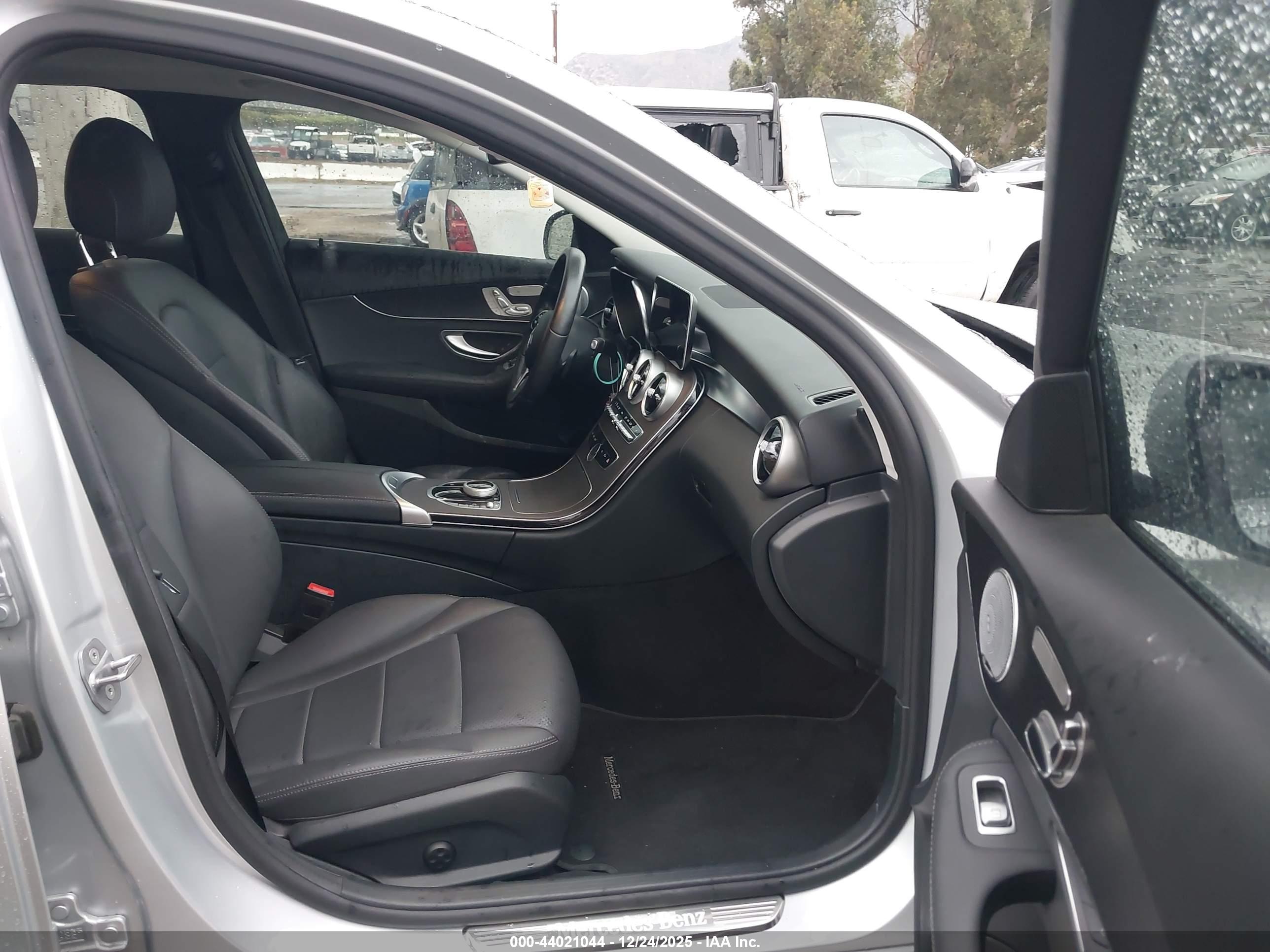 MERCEDES-BENZ C image 5
