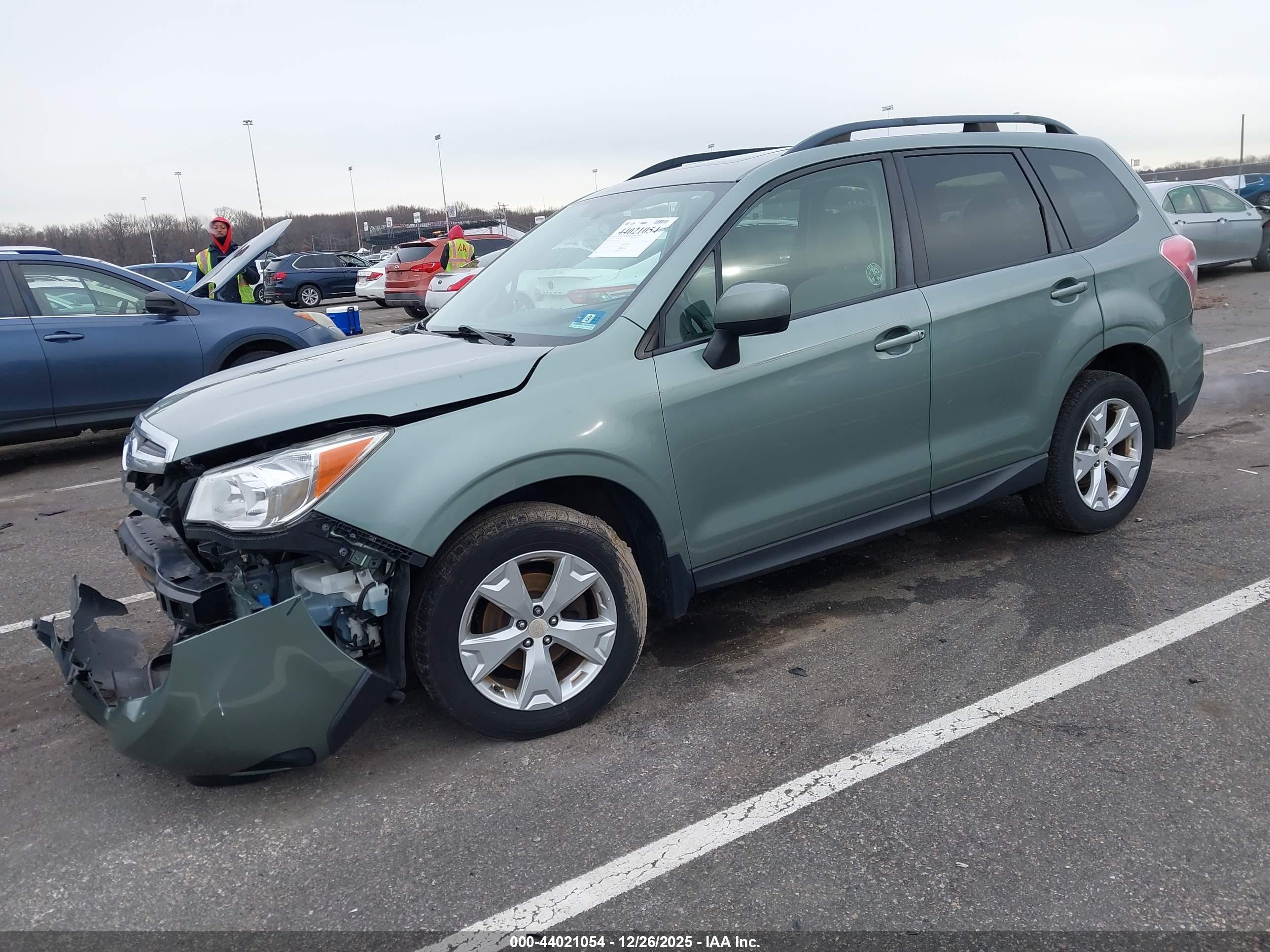 SUBARU FORESTER image 2