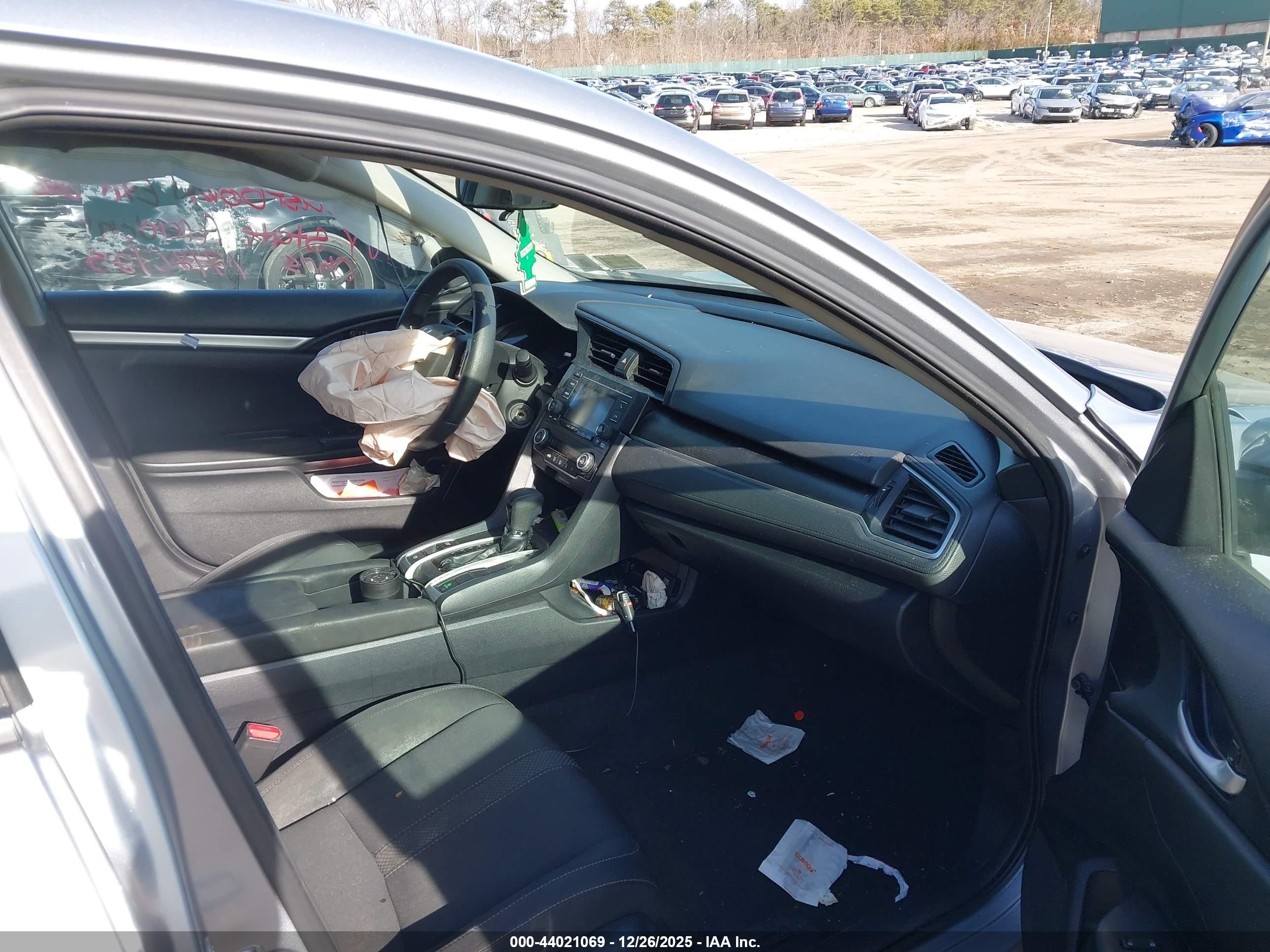 HONDA CIVIC image 5