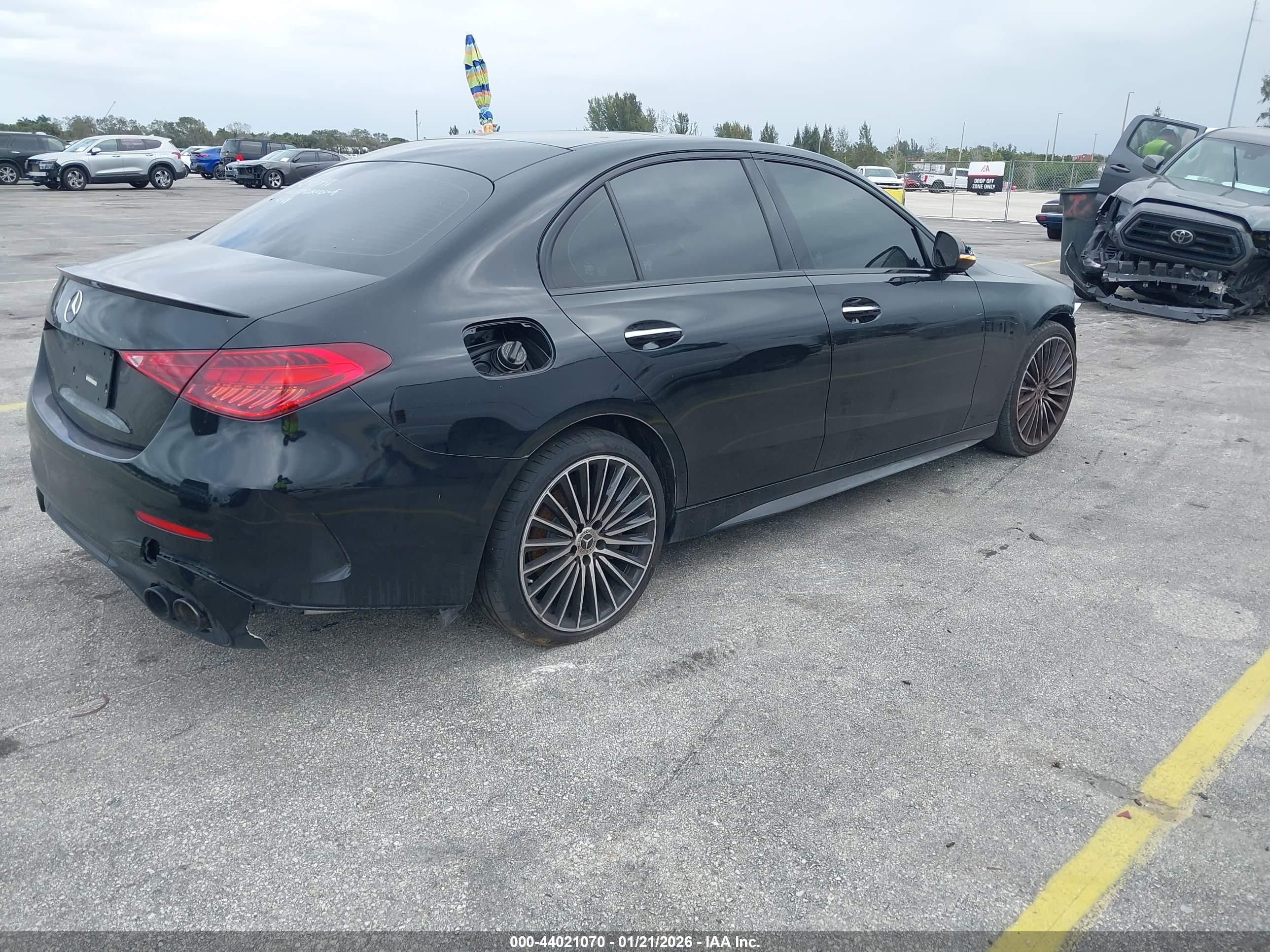 MERCEDES-BENZ C image 4