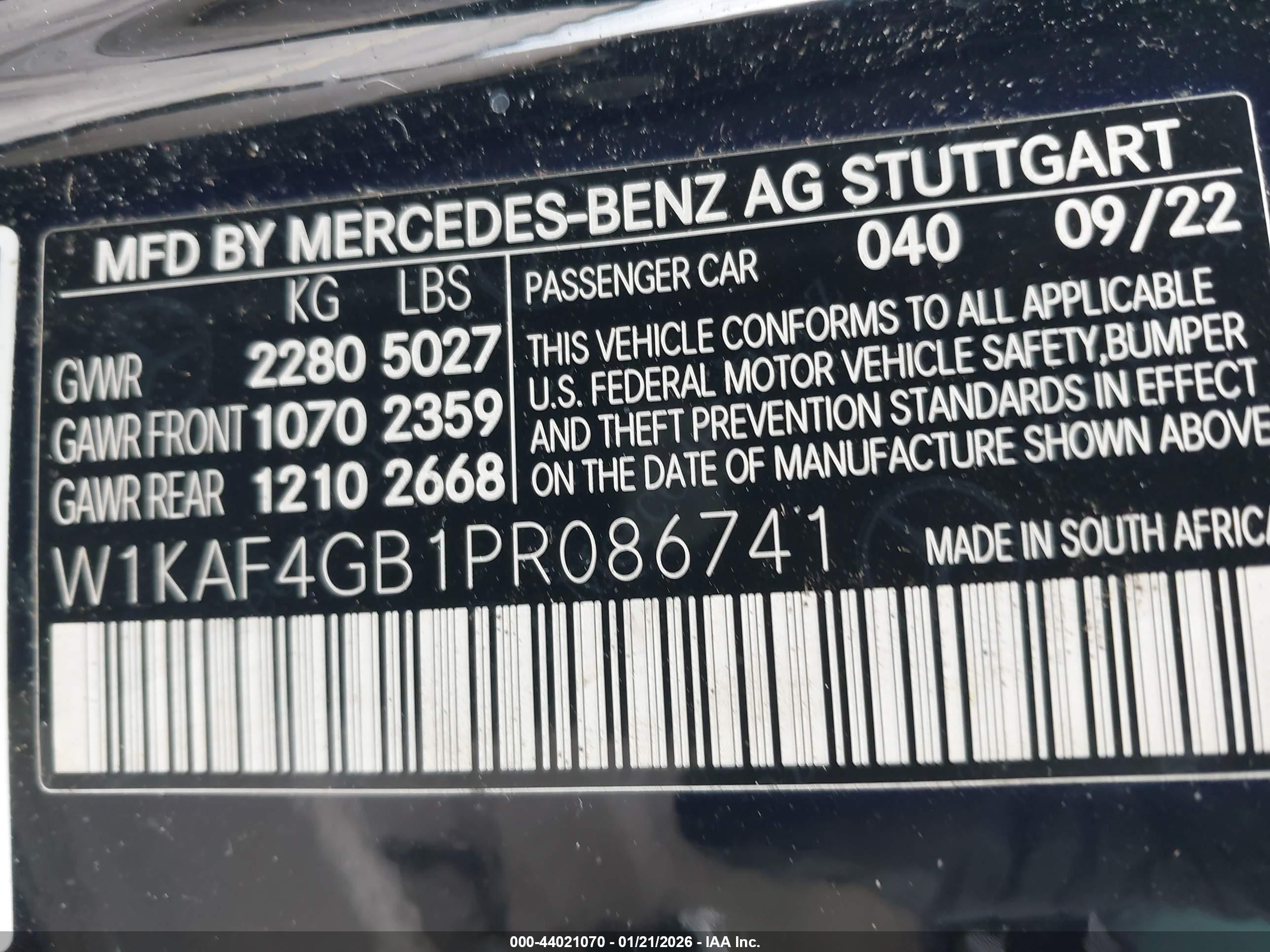 MERCEDES-BENZ C image 9