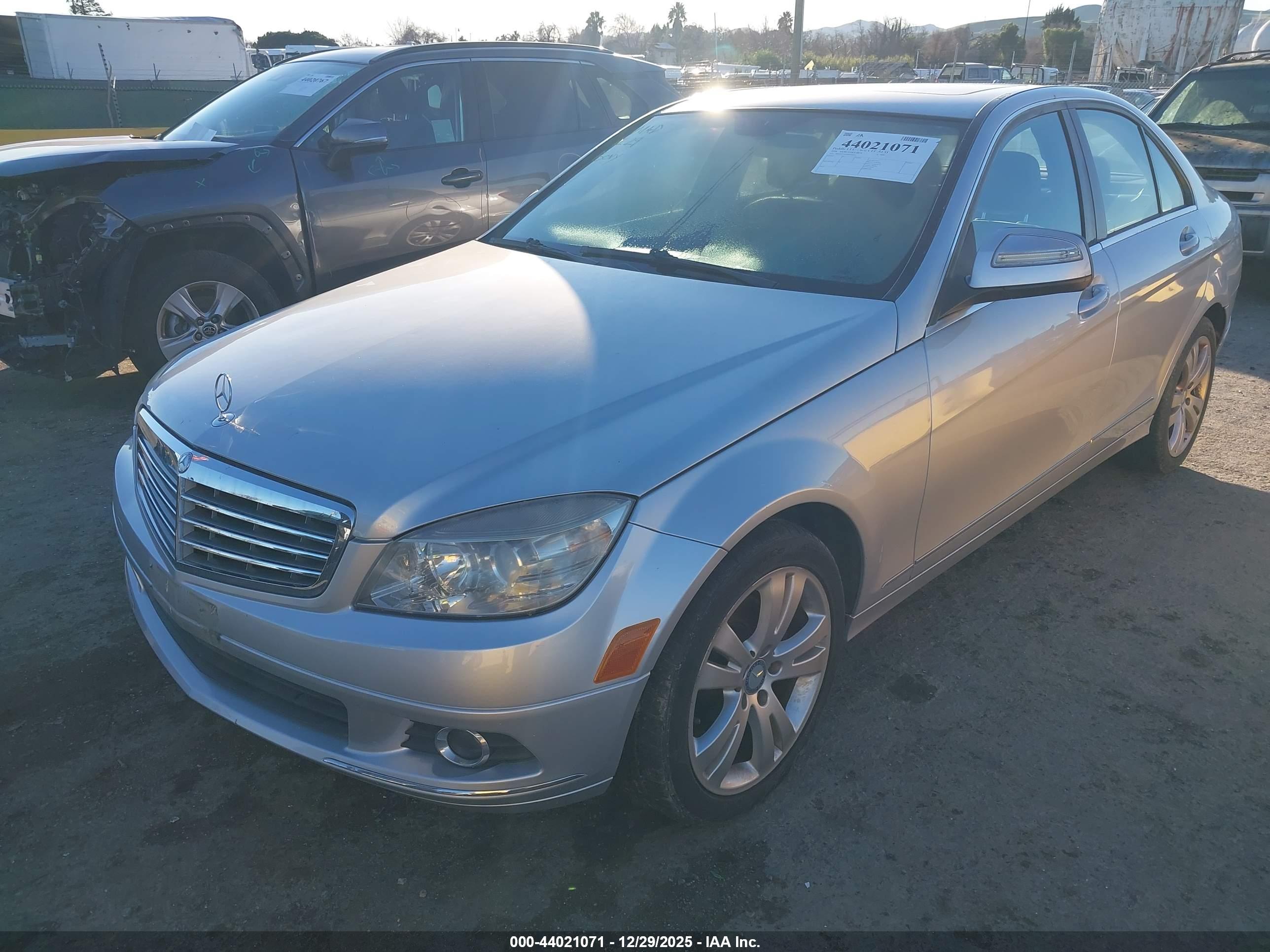 MERCEDES-BENZ C image 6