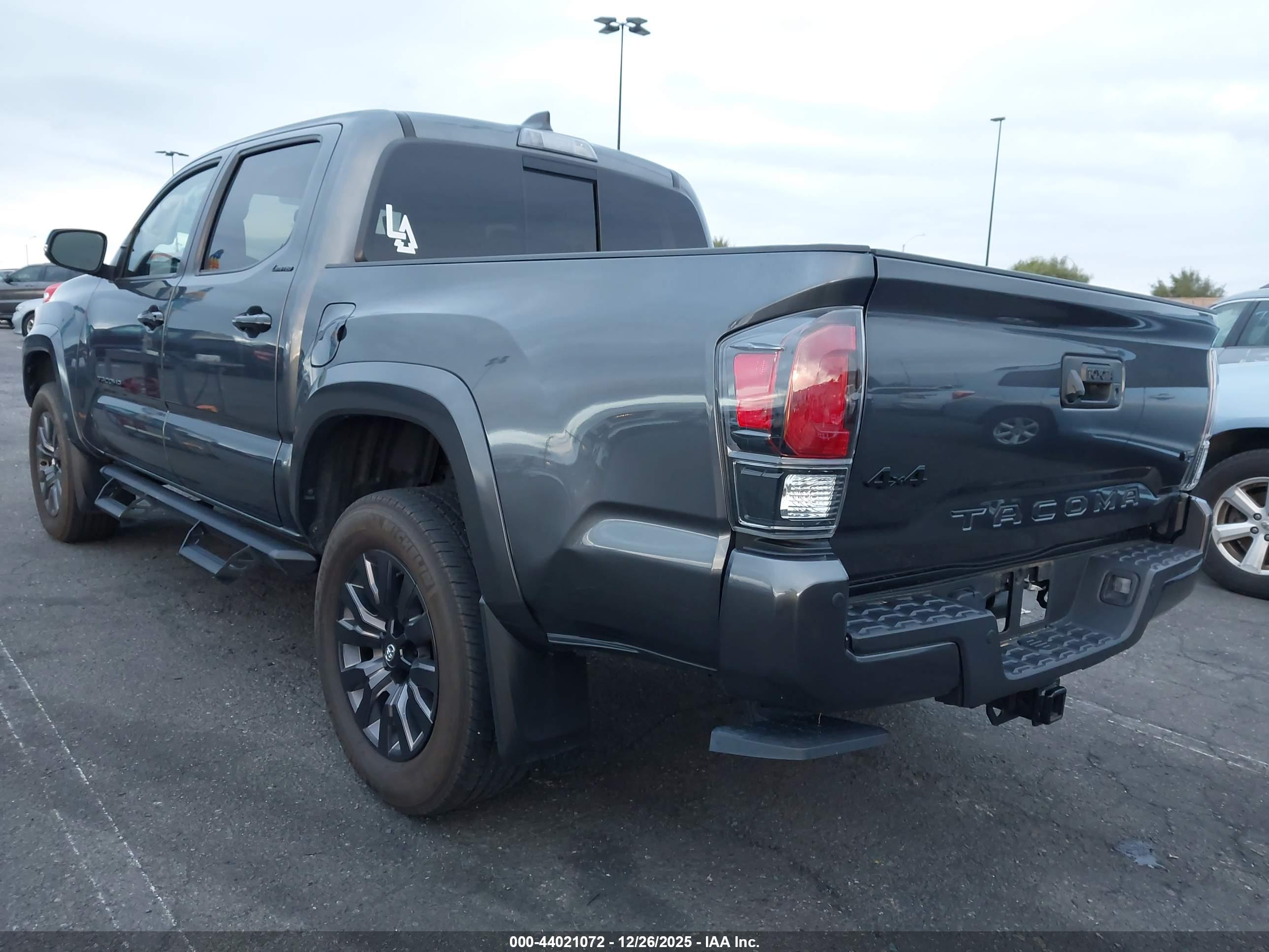TOYOTA TACOMA image 3