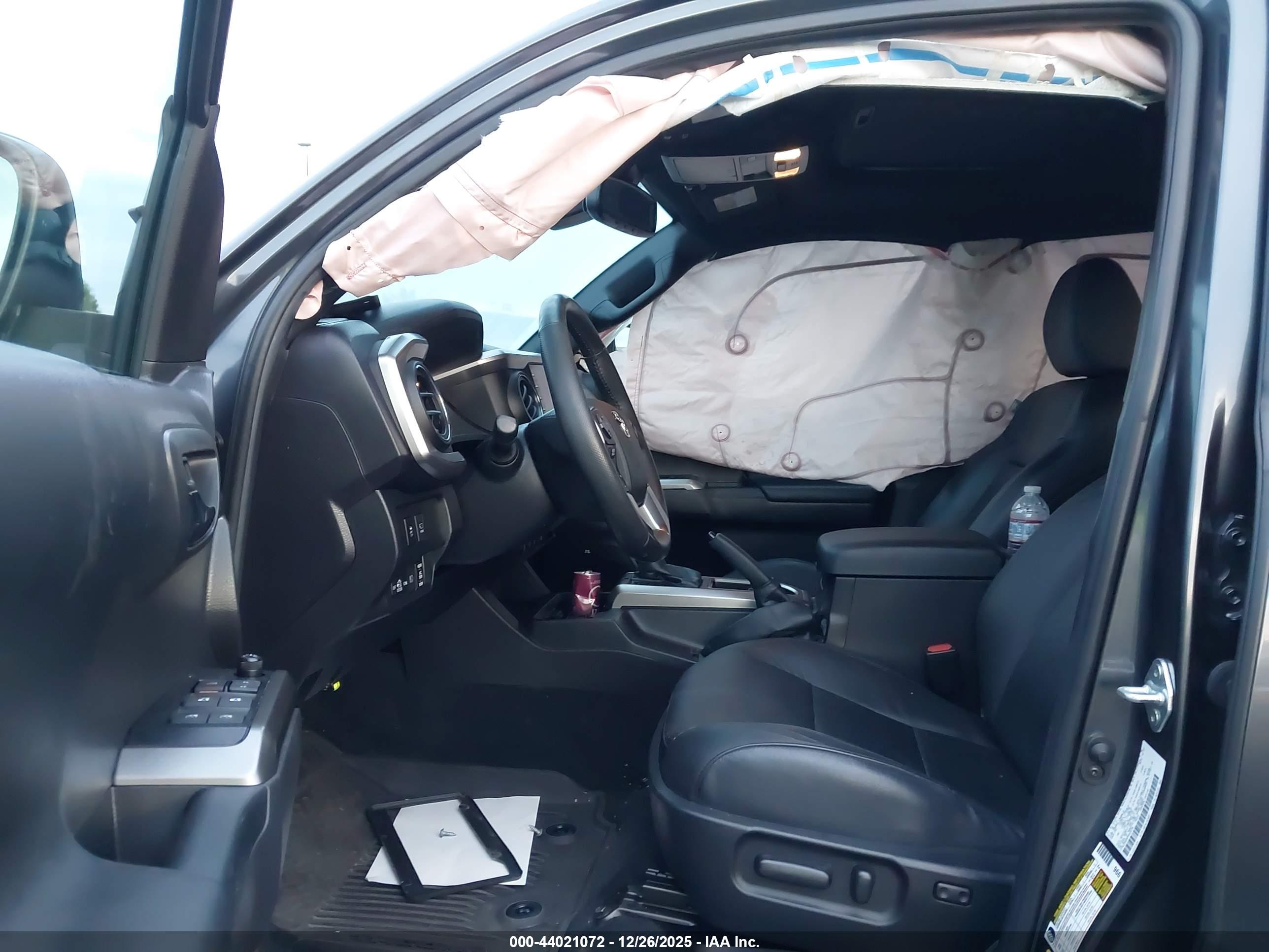 TOYOTA TACOMA image 5