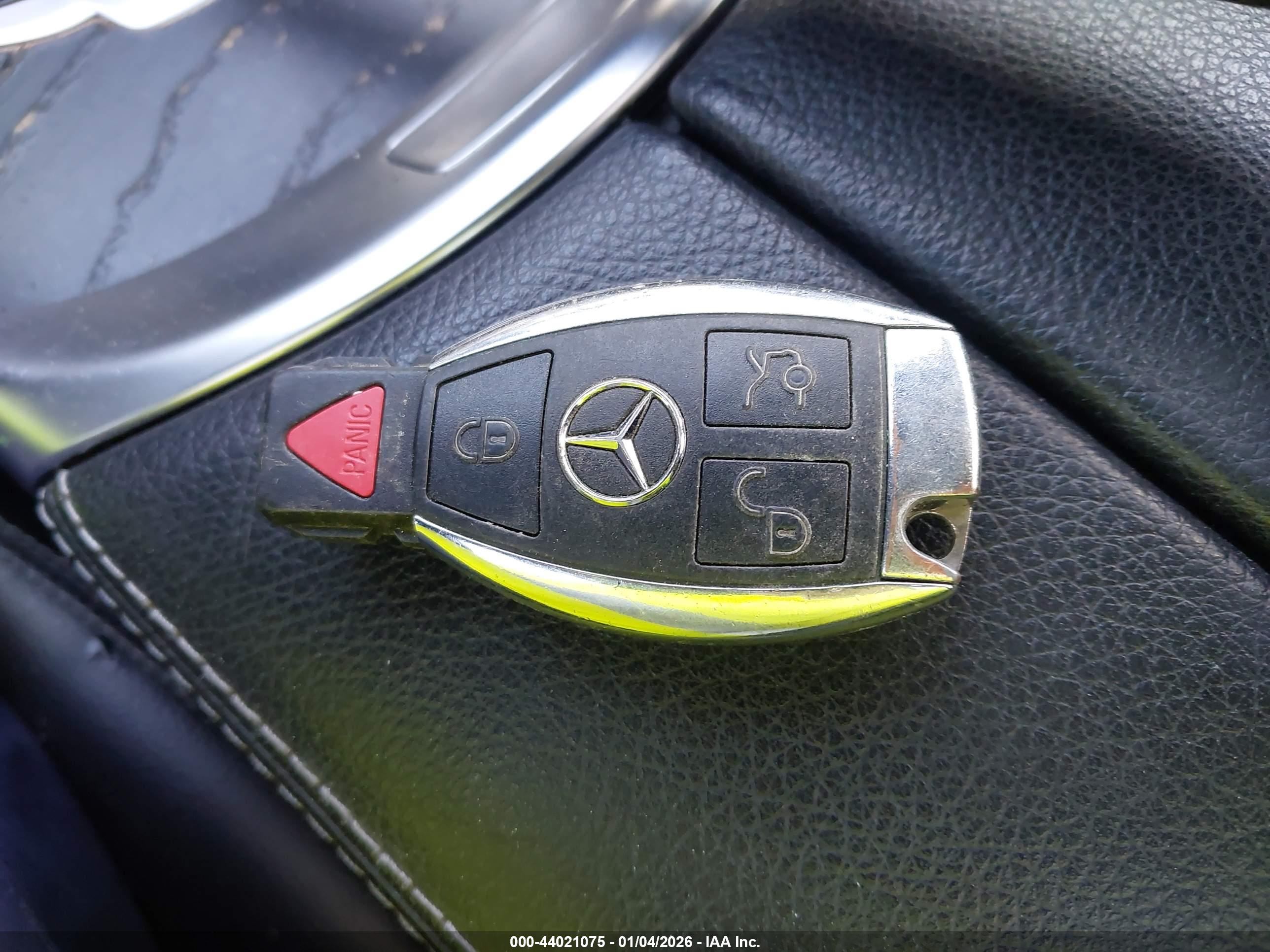 MERCEDES-BENZ C image 11