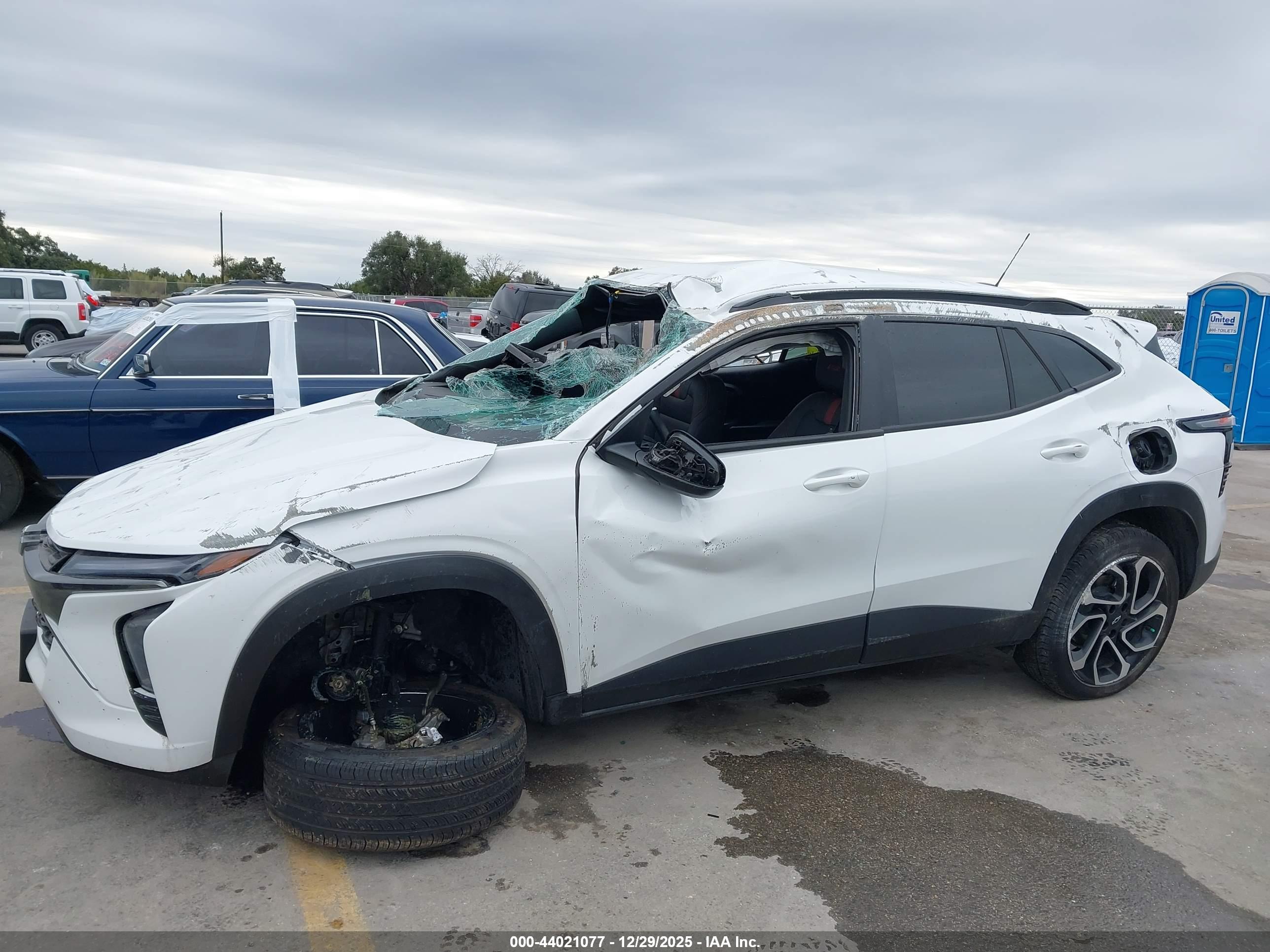 CHEVROLET TRAX image 6