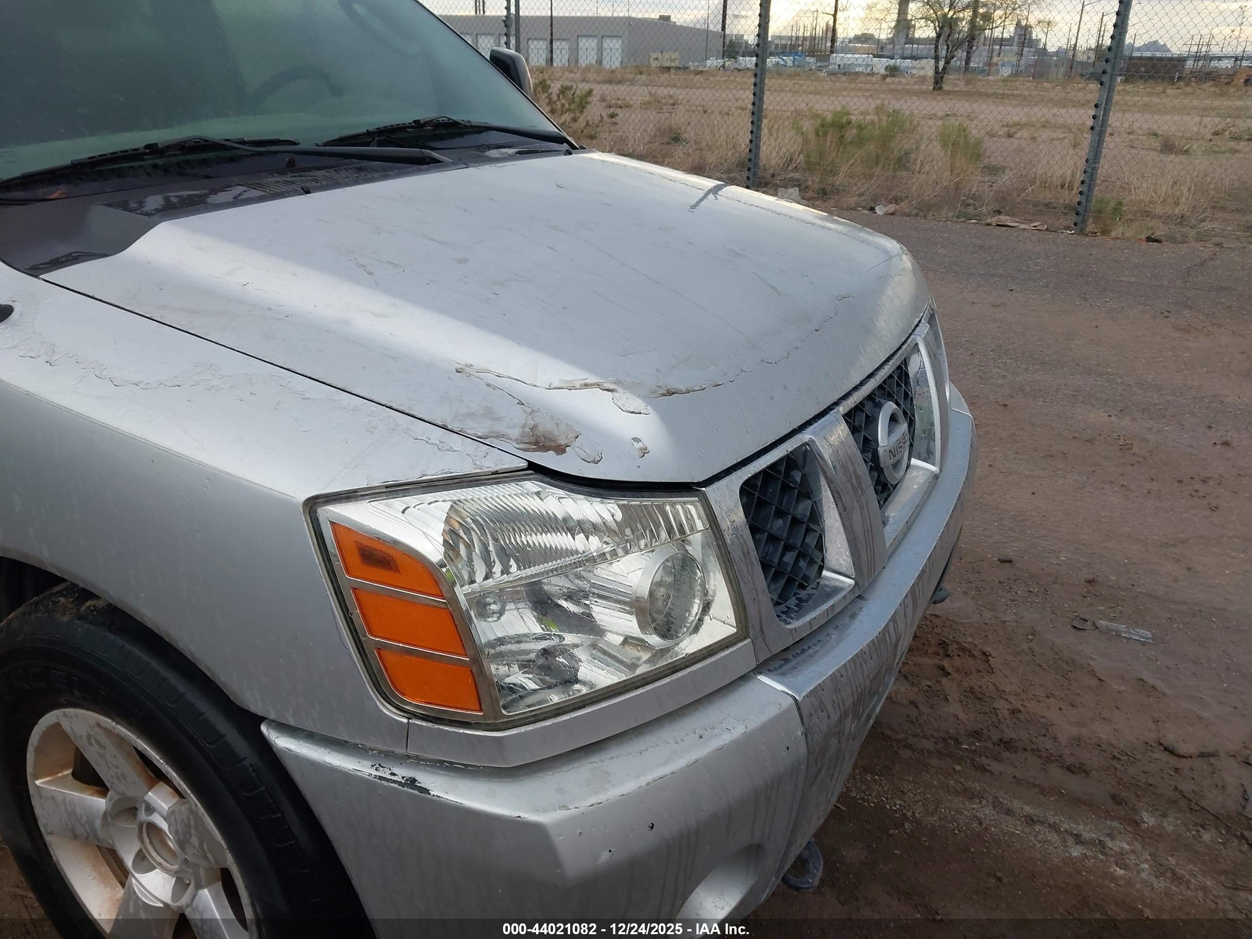 NISSAN TITAN image 6