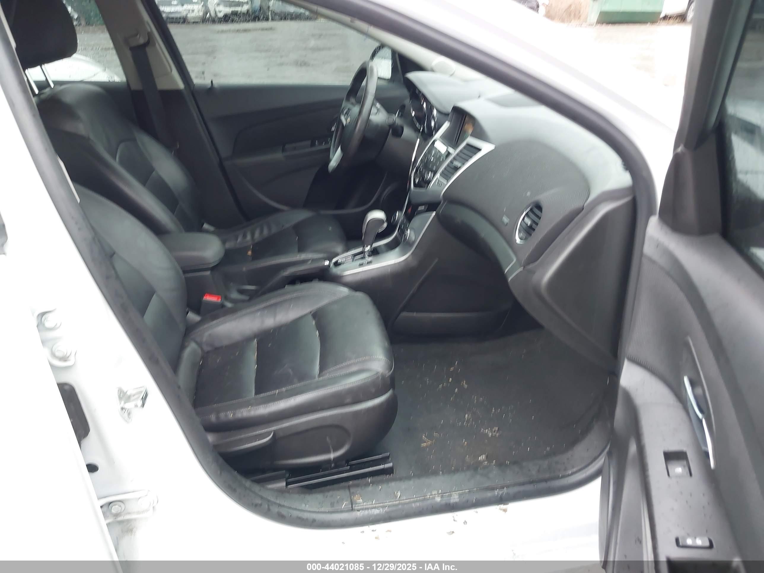 CHEVROLET CRUZE image 5