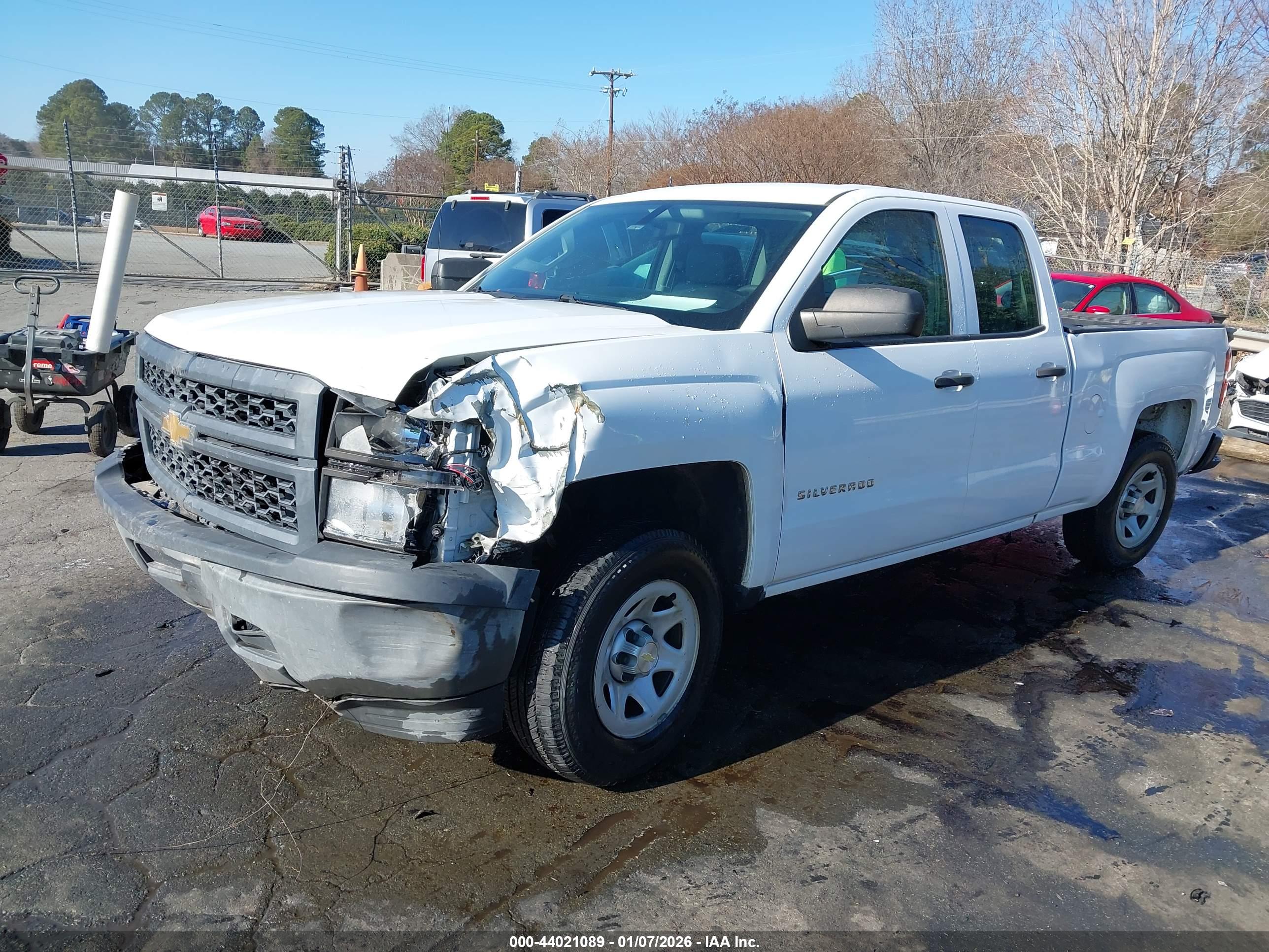 CHEVROLET SILVERADO image 2