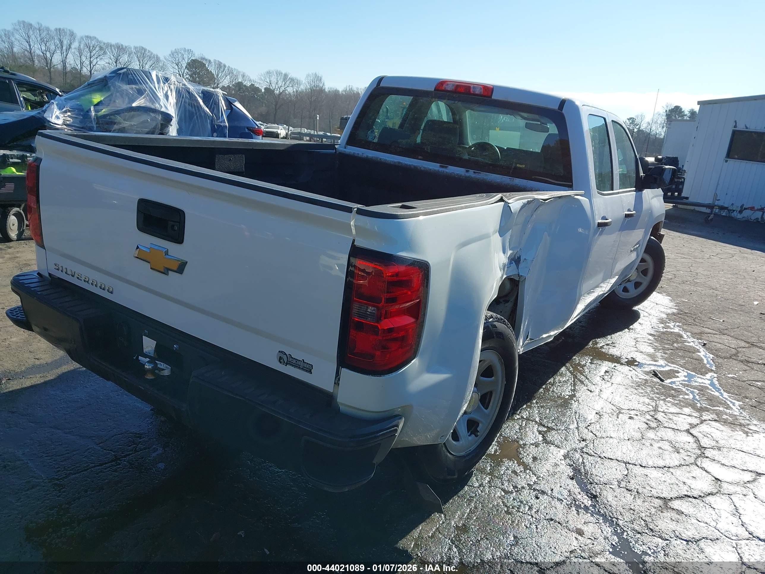 CHEVROLET SILVERADO image 4
