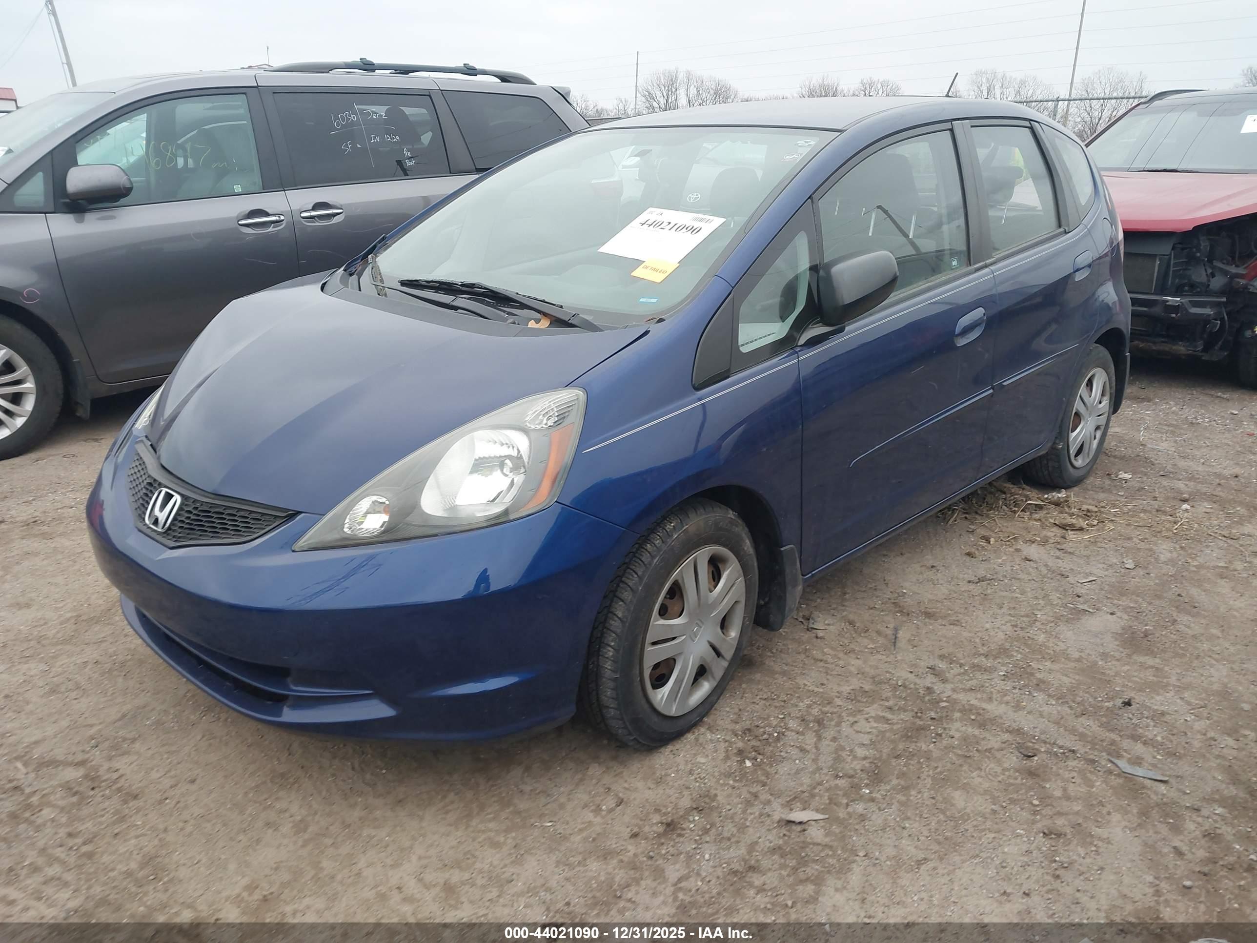 HONDA FIT image 2