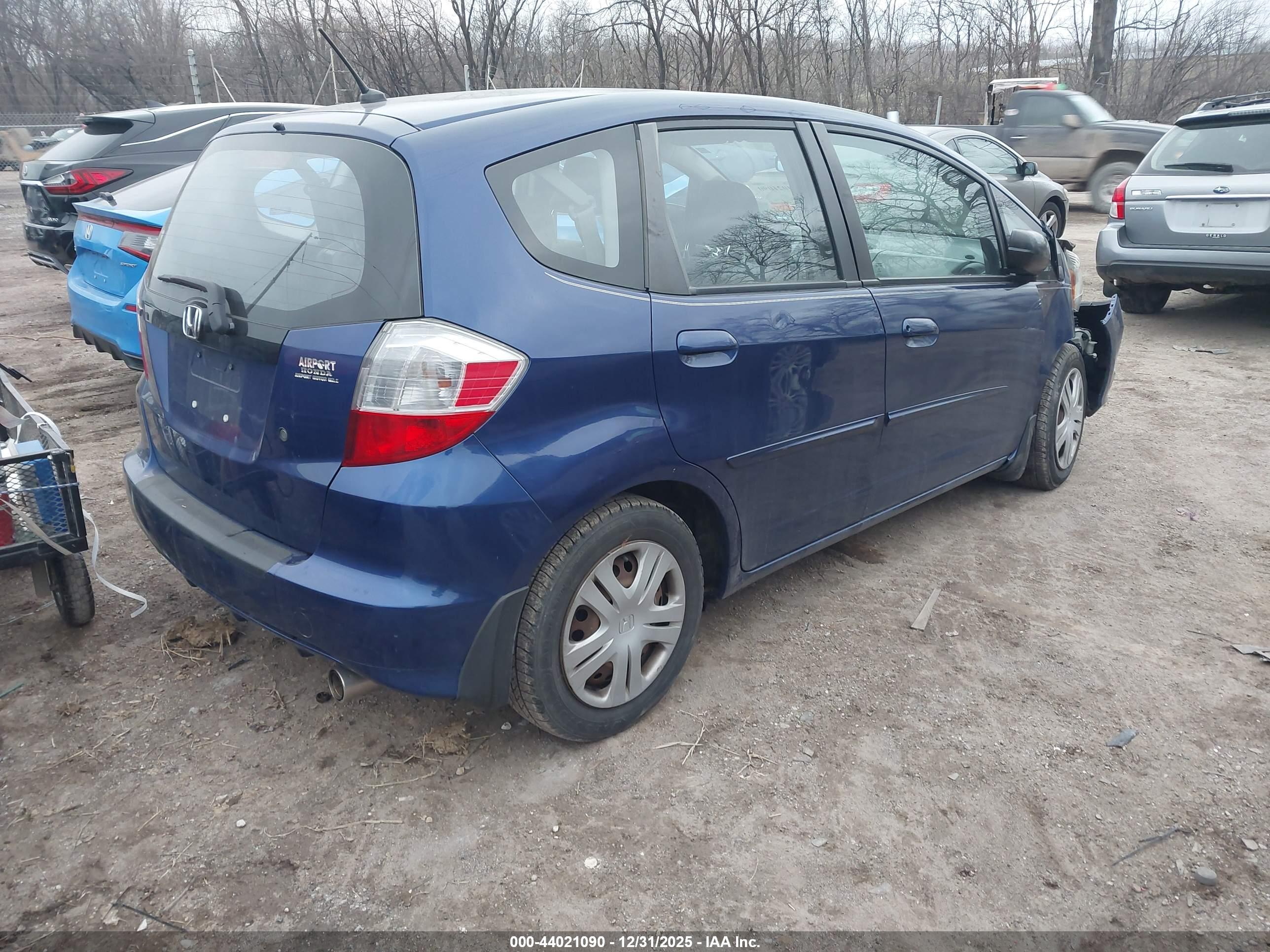 HONDA FIT image 4