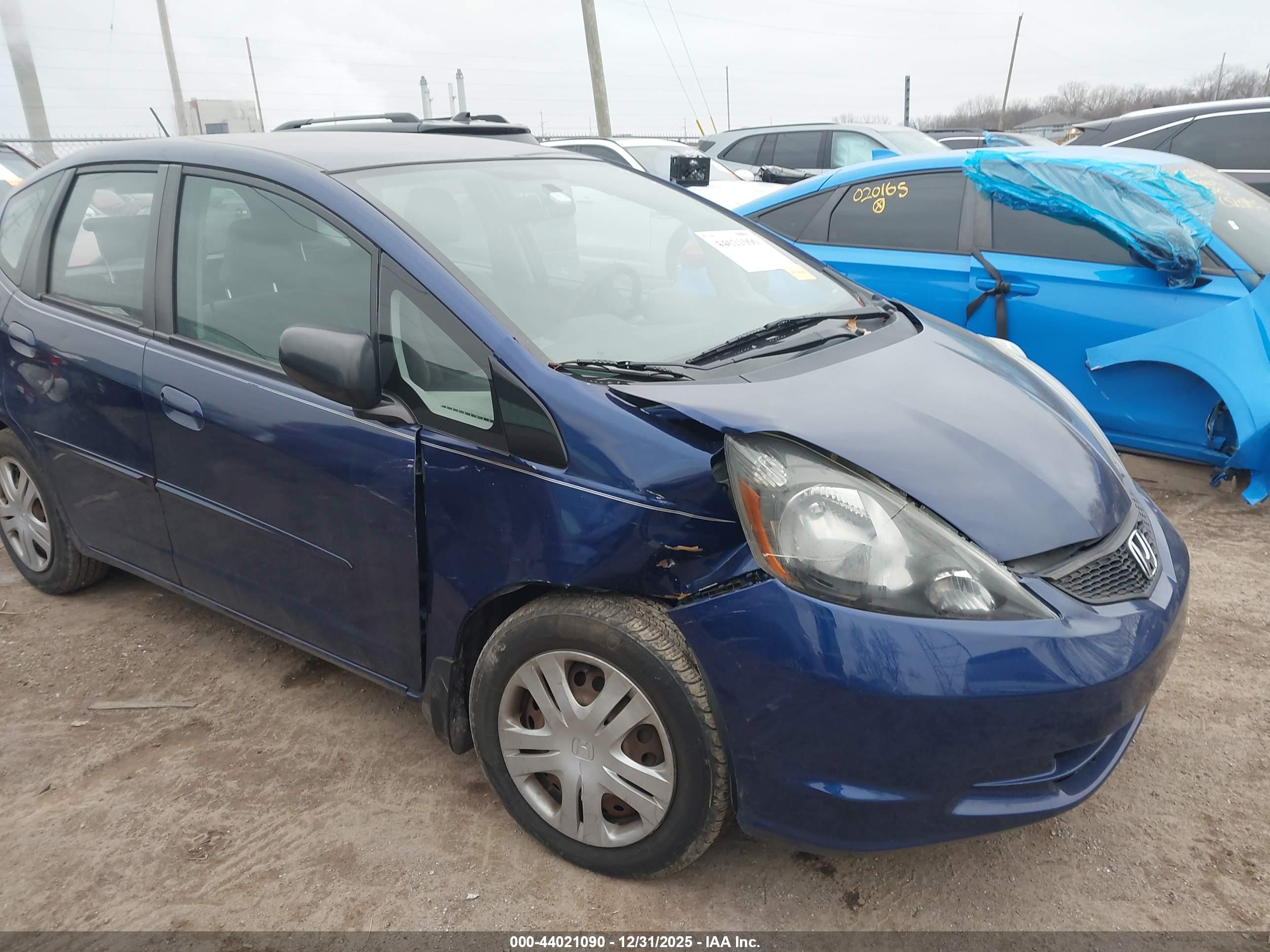HONDA FIT image 6