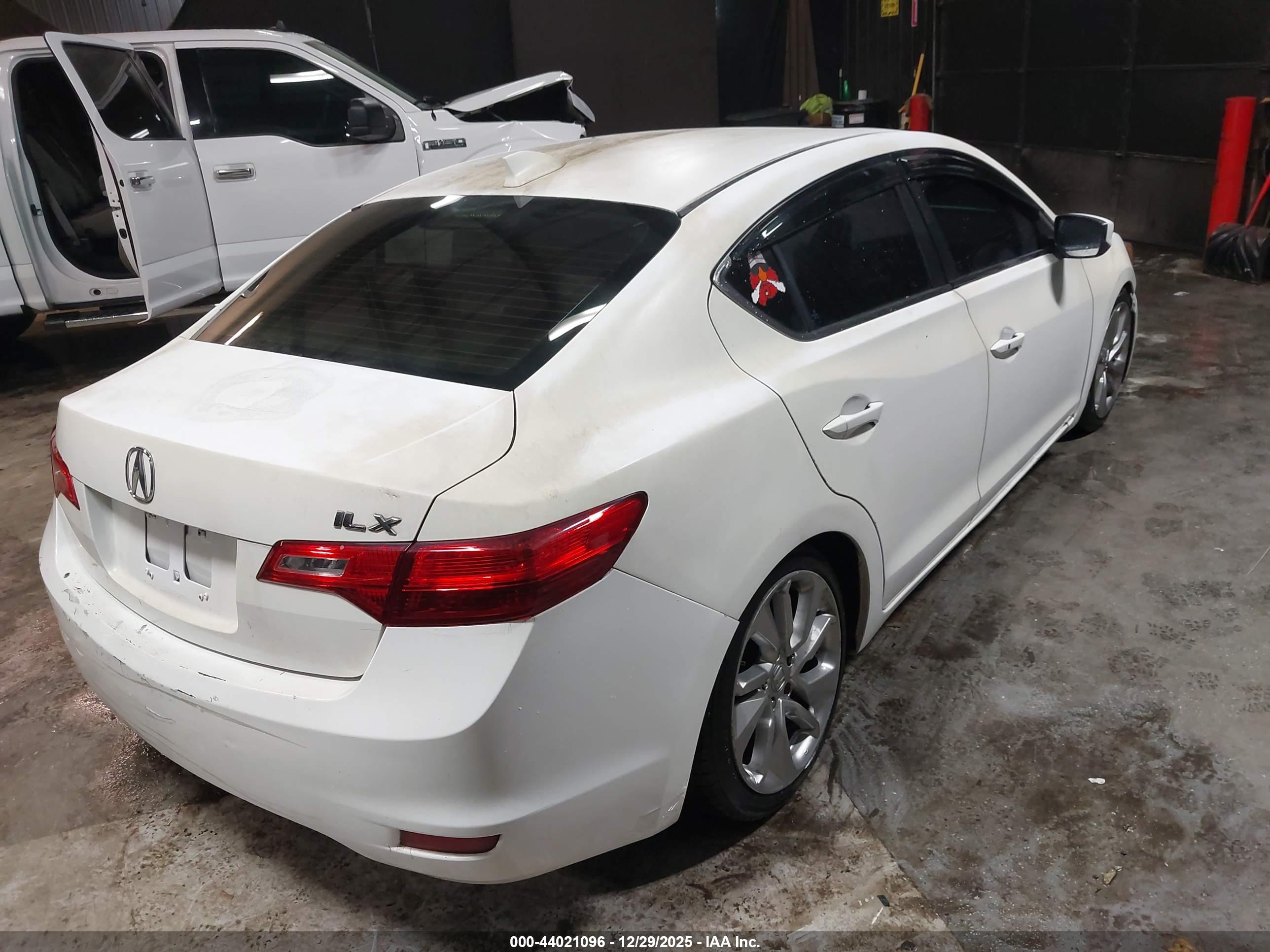 ACURA ILX image 4