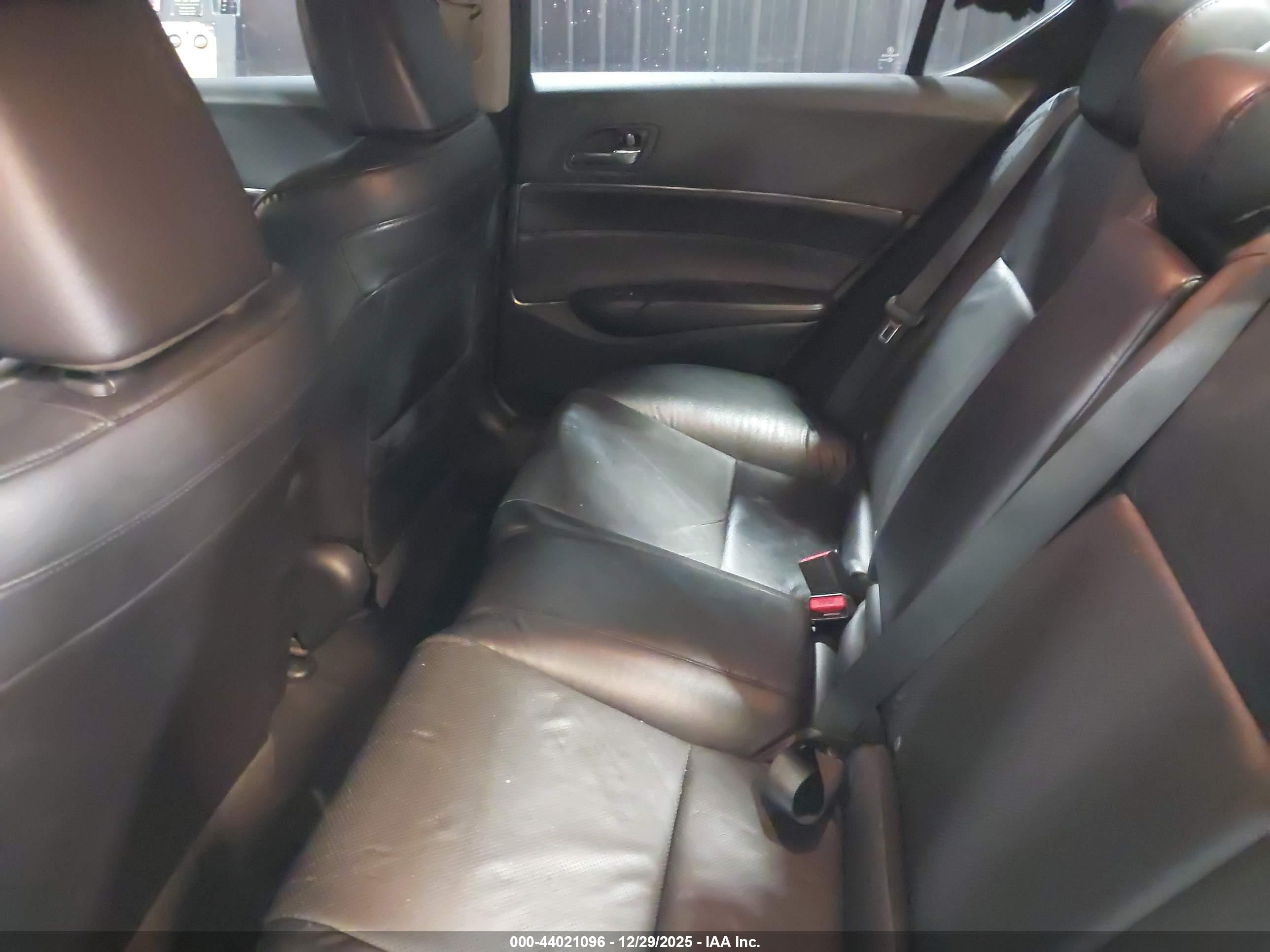 ACURA ILX image 8