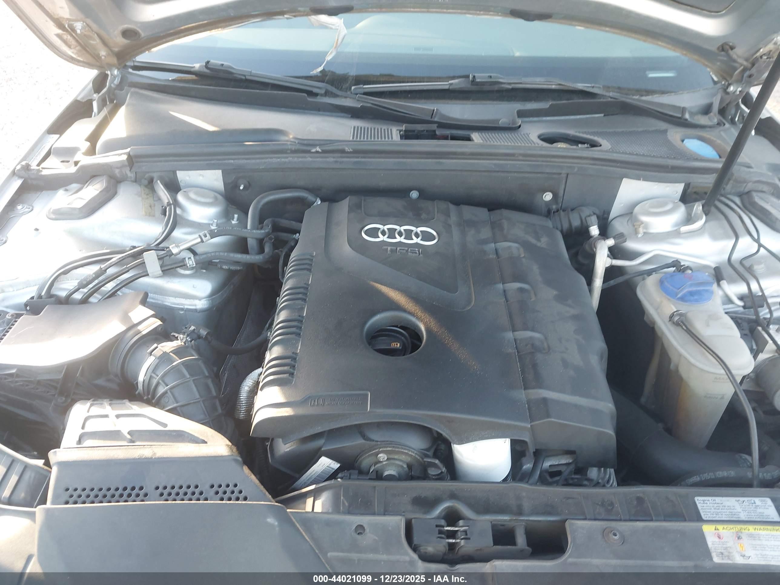 AUDI A4 image 10