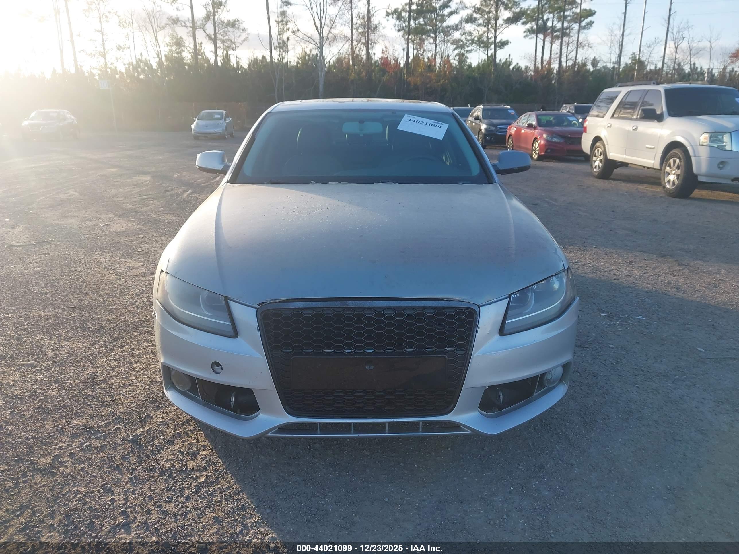 AUDI A4 image 6