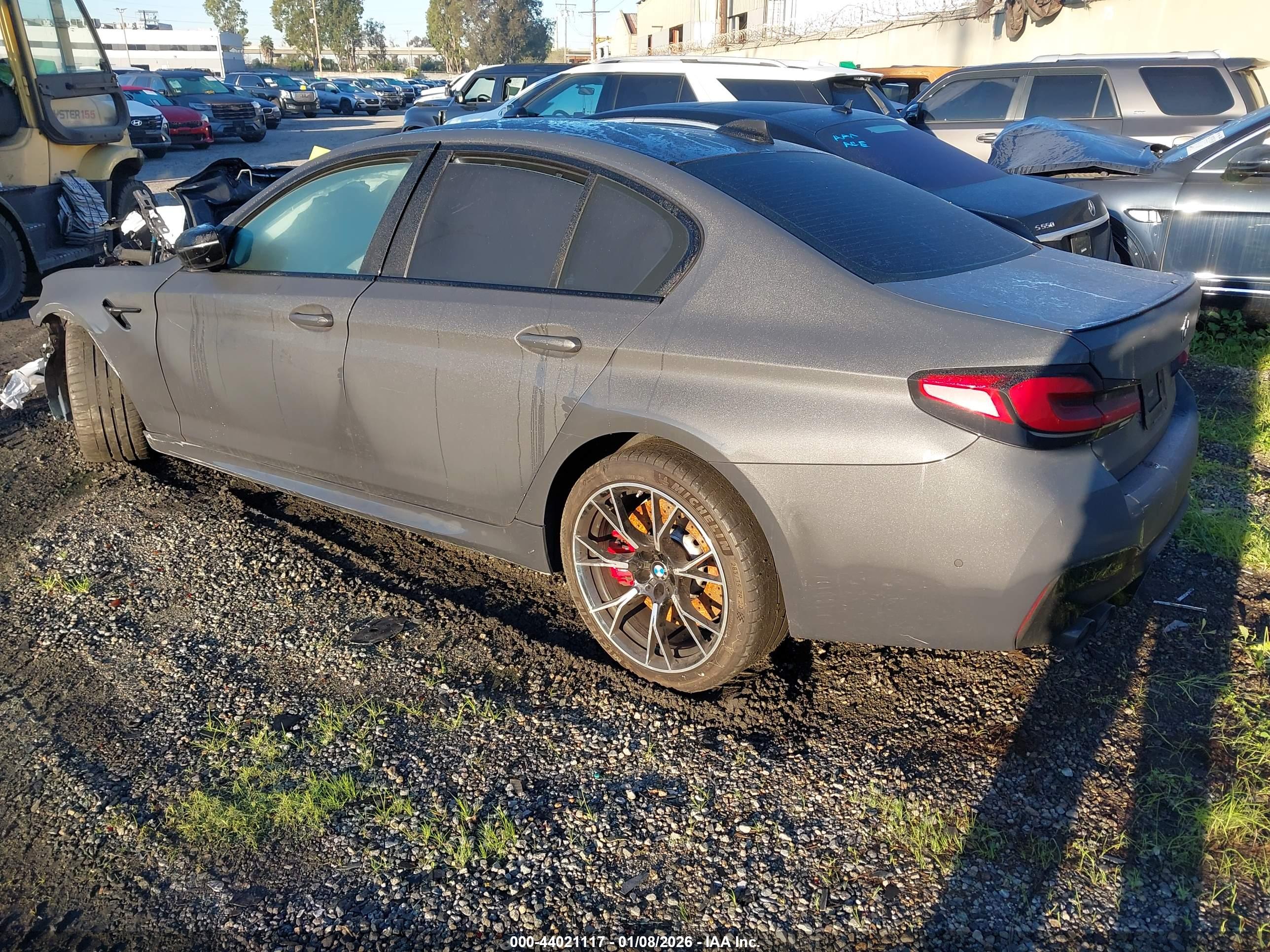 BMW M5 image 3