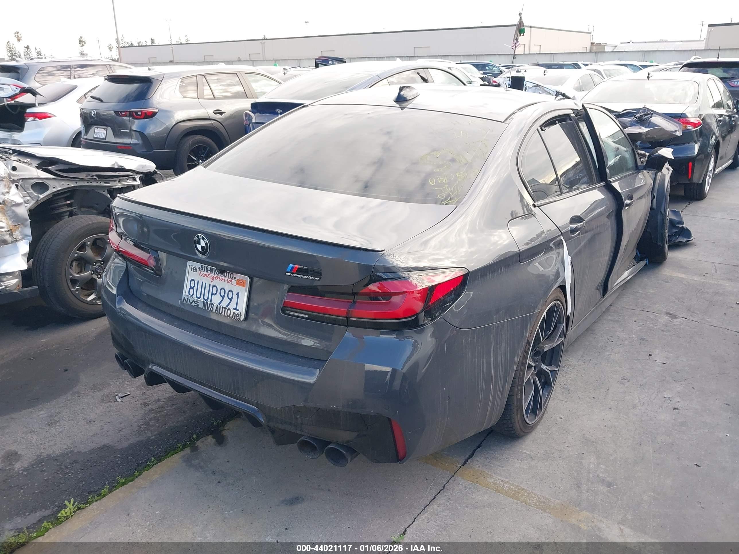 BMW M5 image 4