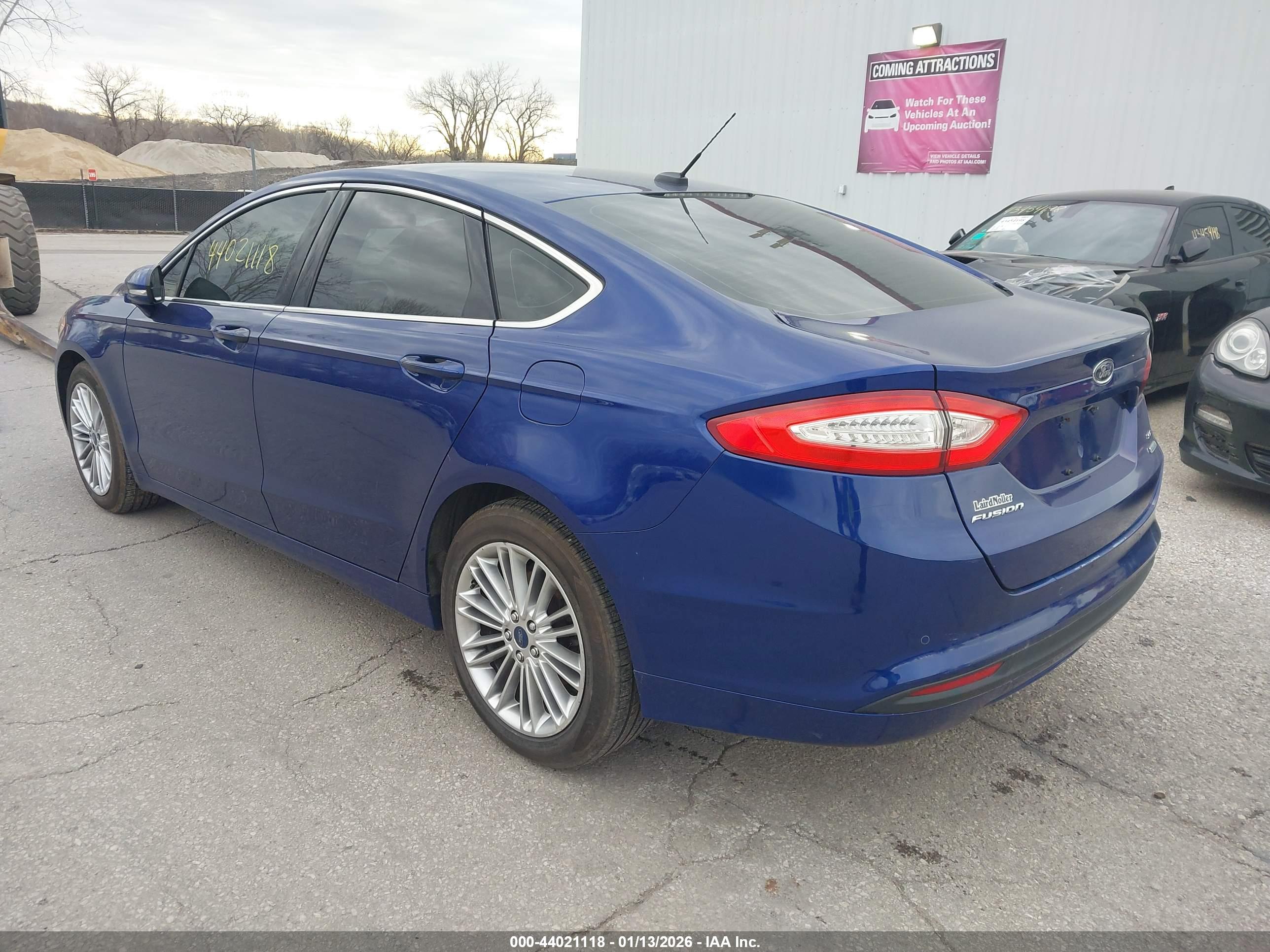FORD FUSION image 3