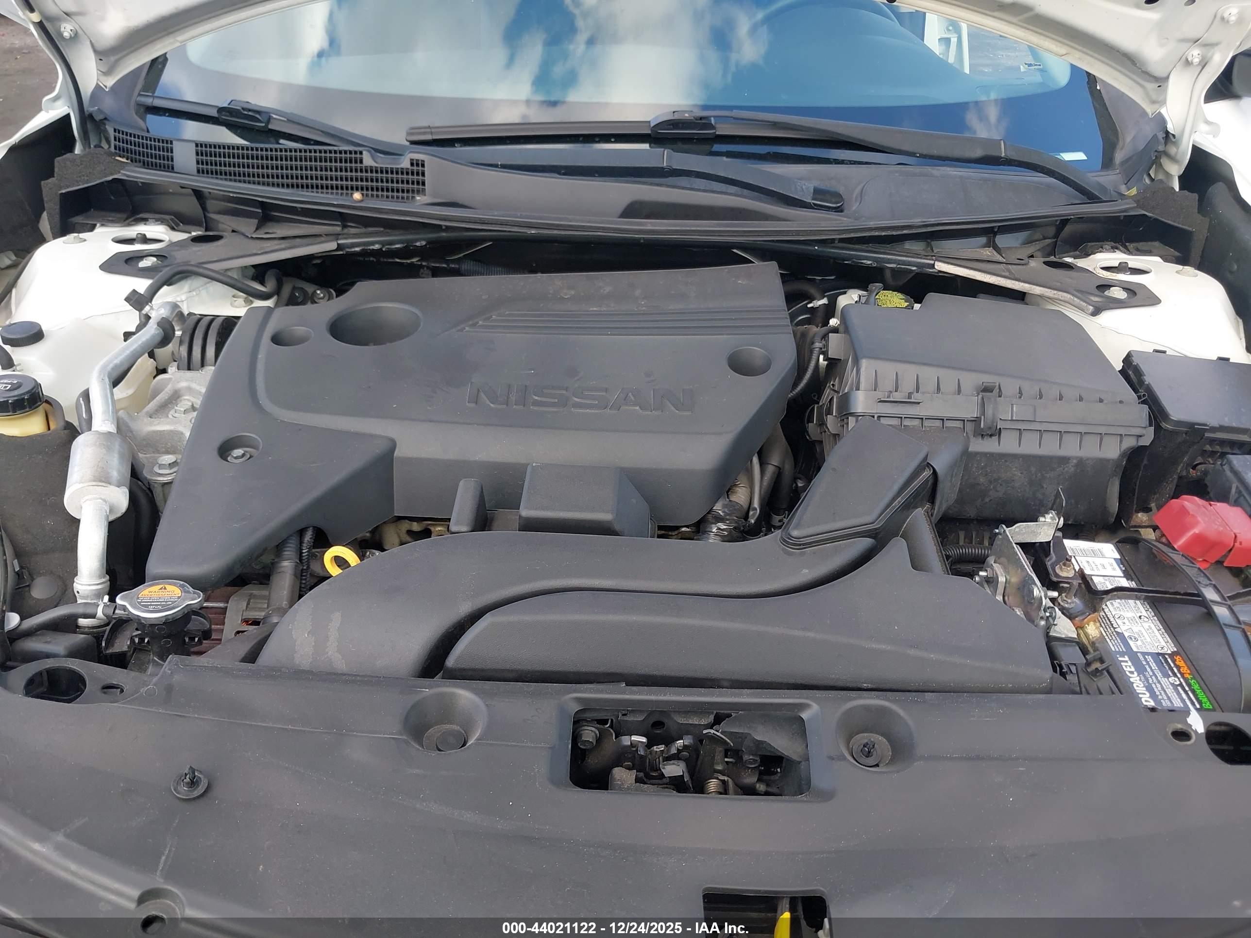NISSAN ALTIMA image 10