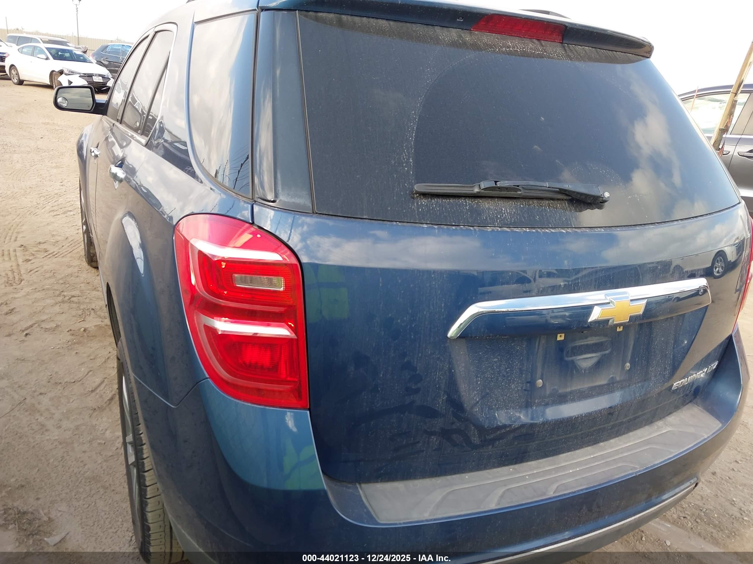 CHEVROLET EQUINOX image 3