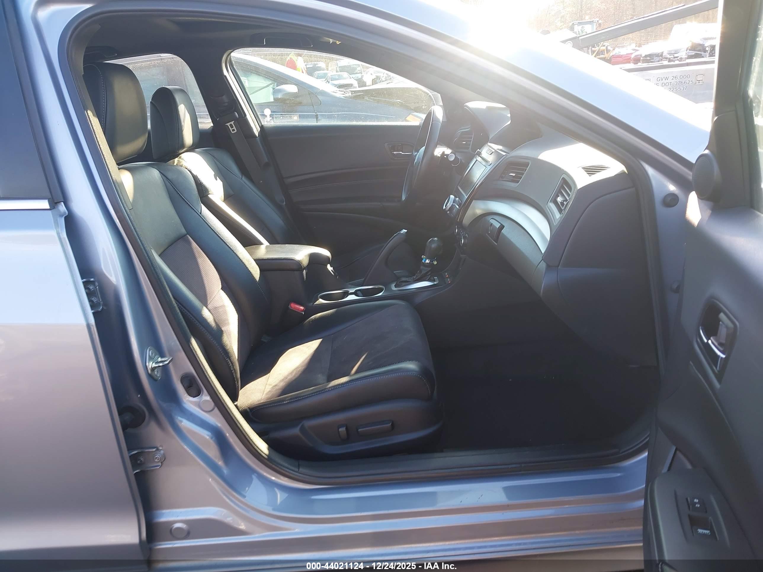 ACURA ILX image 5
