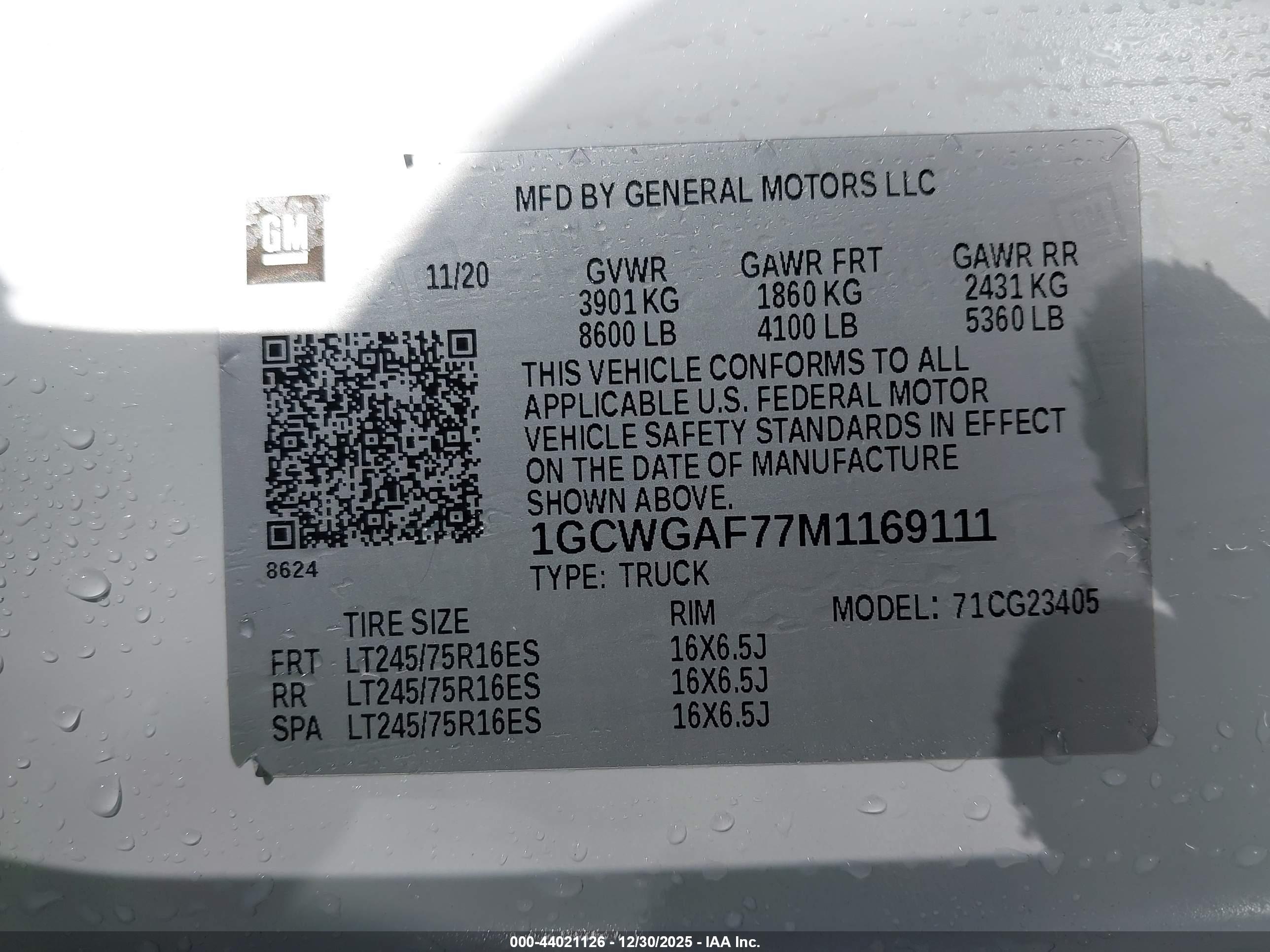 CHEVROLET EXPRESS image 9