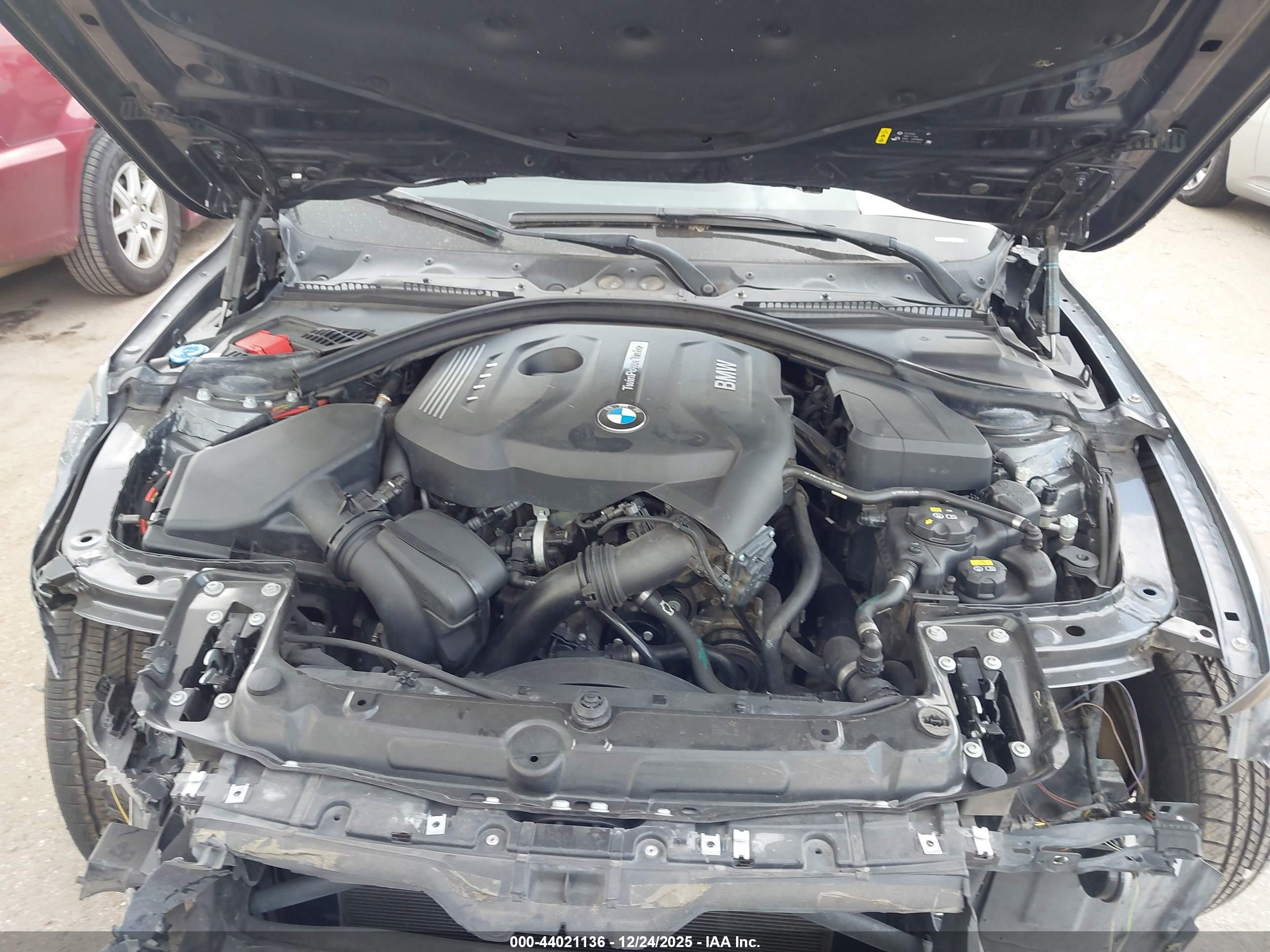 BMW 330I image 10