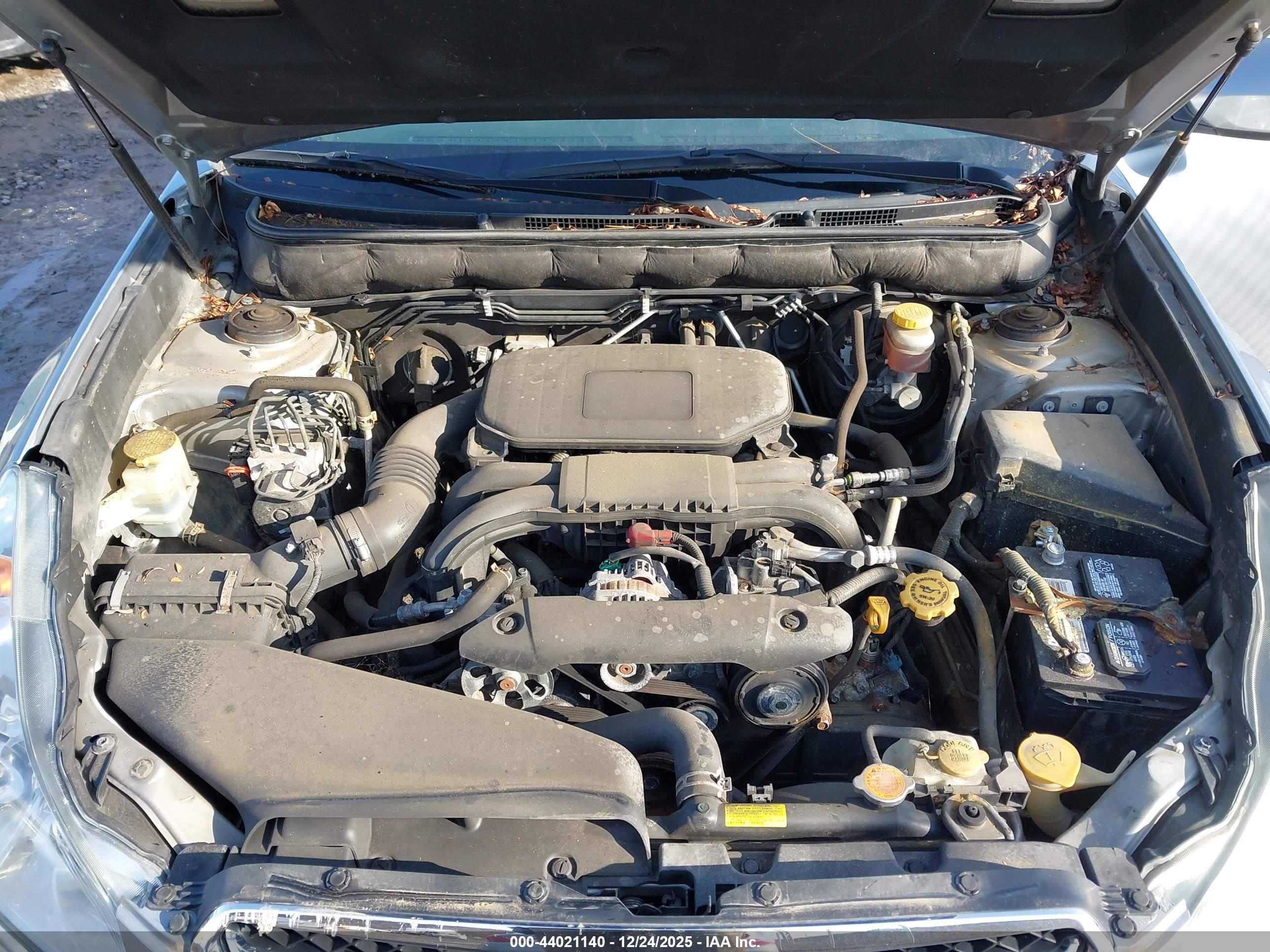 SUBARU LEGACY image 10